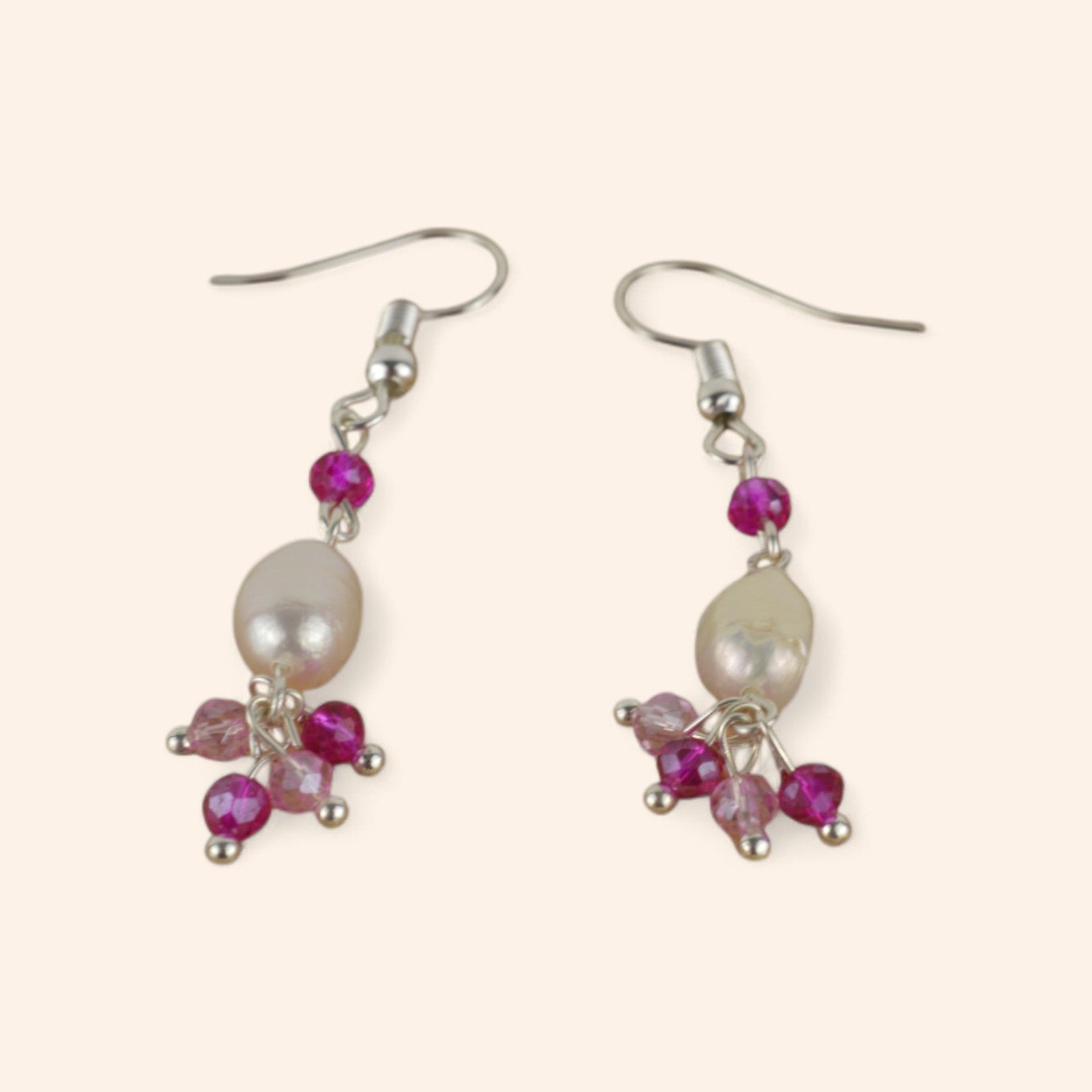 Boucles d'oreilles perle d'eau douce et perles cristal rose  Boucles d'Oreilles Jethyka
