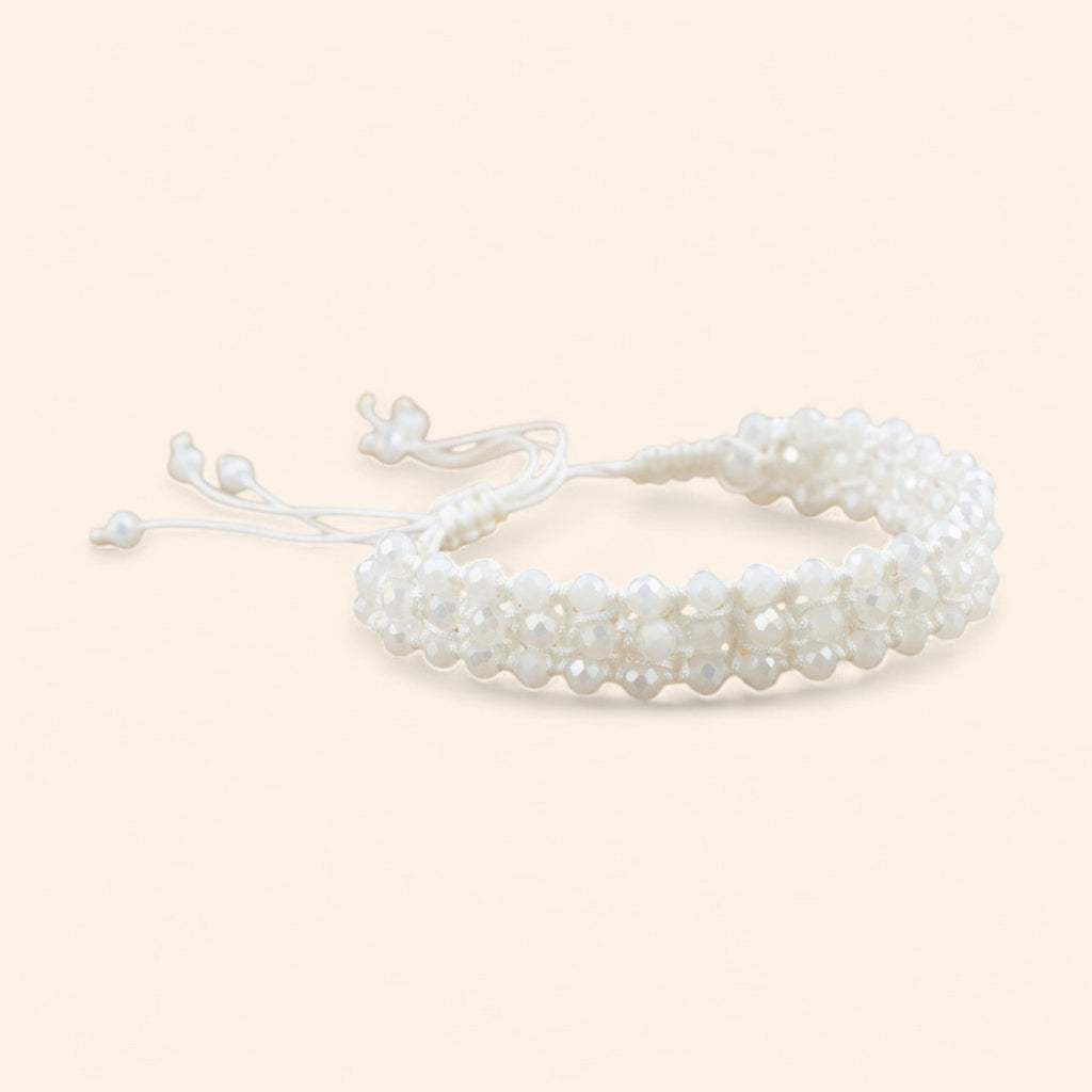 Bracelet Macramé Fait Main avec Perles Cristal Blanches  Bracelet Jethyka
