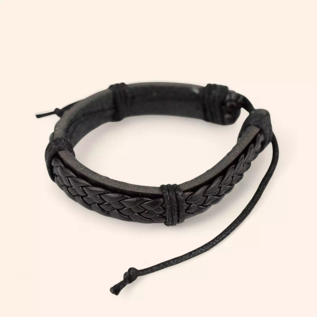 Bracelet homme en Cuir noir tressé  Bracelet Jethyka