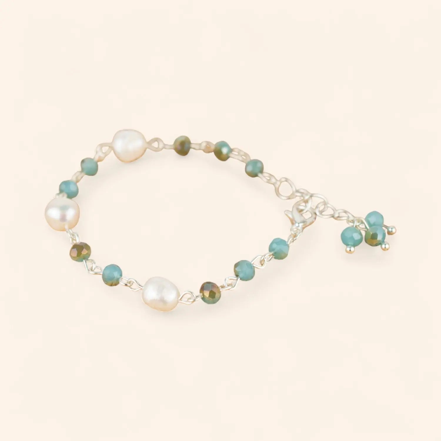 Bracelet perles Eau Douce et perles cristal Bleues  Bracelet Jethyka