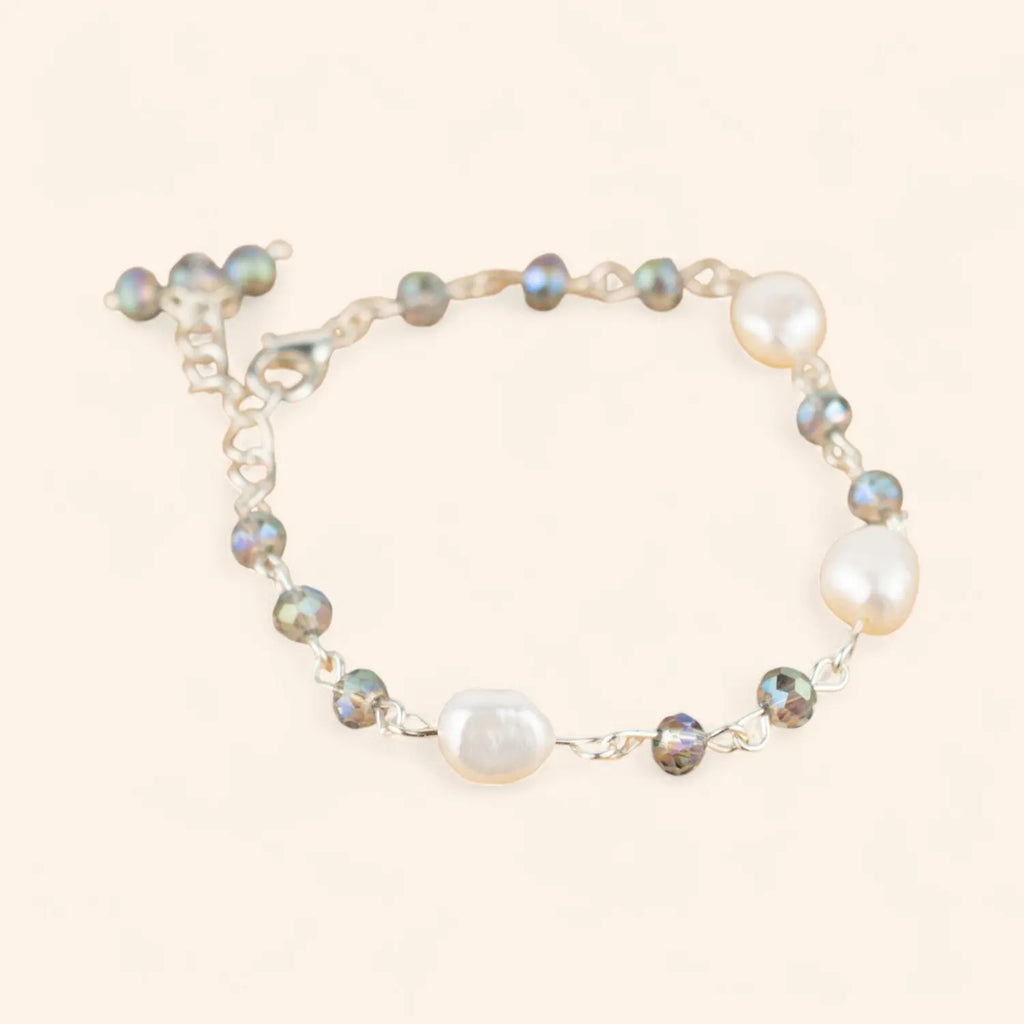 Bracelet perles Eau Douce et perles cristal Gris bleuté  Bracelet Jethyka