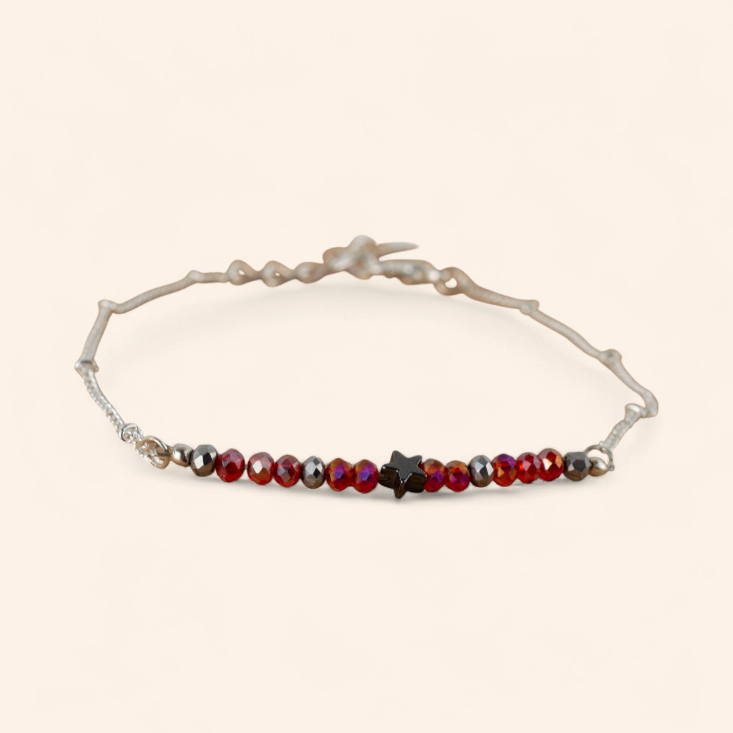 Bracelet Étoile et perles Cristal Rouges Chaîne Argentée  Bracelet Jethyka
