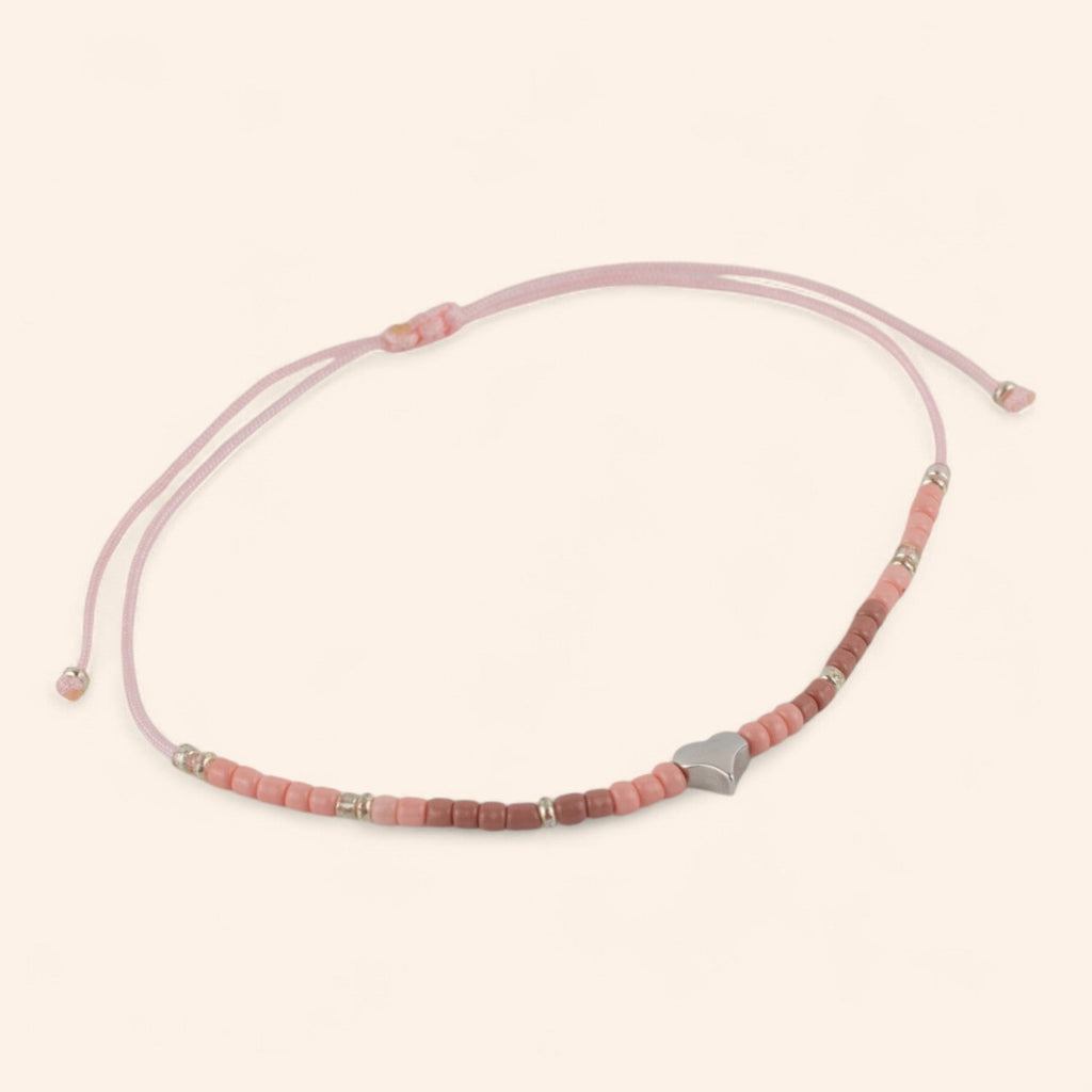 Bracelet en perles rocailles roses et perle cœur en métal argenté  Bracelet Jethyka