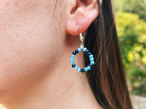Boucles d'oreilles étoile en Hématite et perles cristal bleues  Boucles d'Oreilles Jethyka