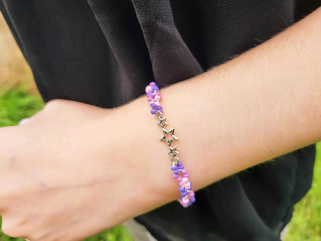 Bracelet Etoiles perles rocailles camaïeu Violet