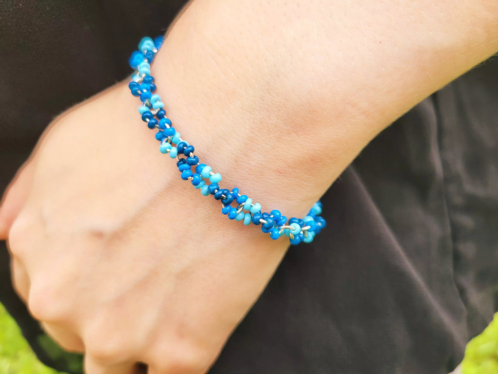 Bracelet en perles rocailles camaïeu bleu  Bracelet Jethyka