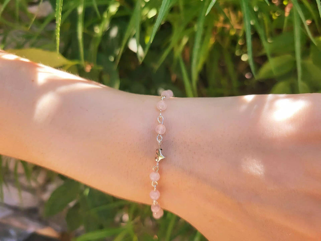 Bracelet en pierres naturelles Quartz Rose et perle cœur en métal argenté  Bracelet Jethyka