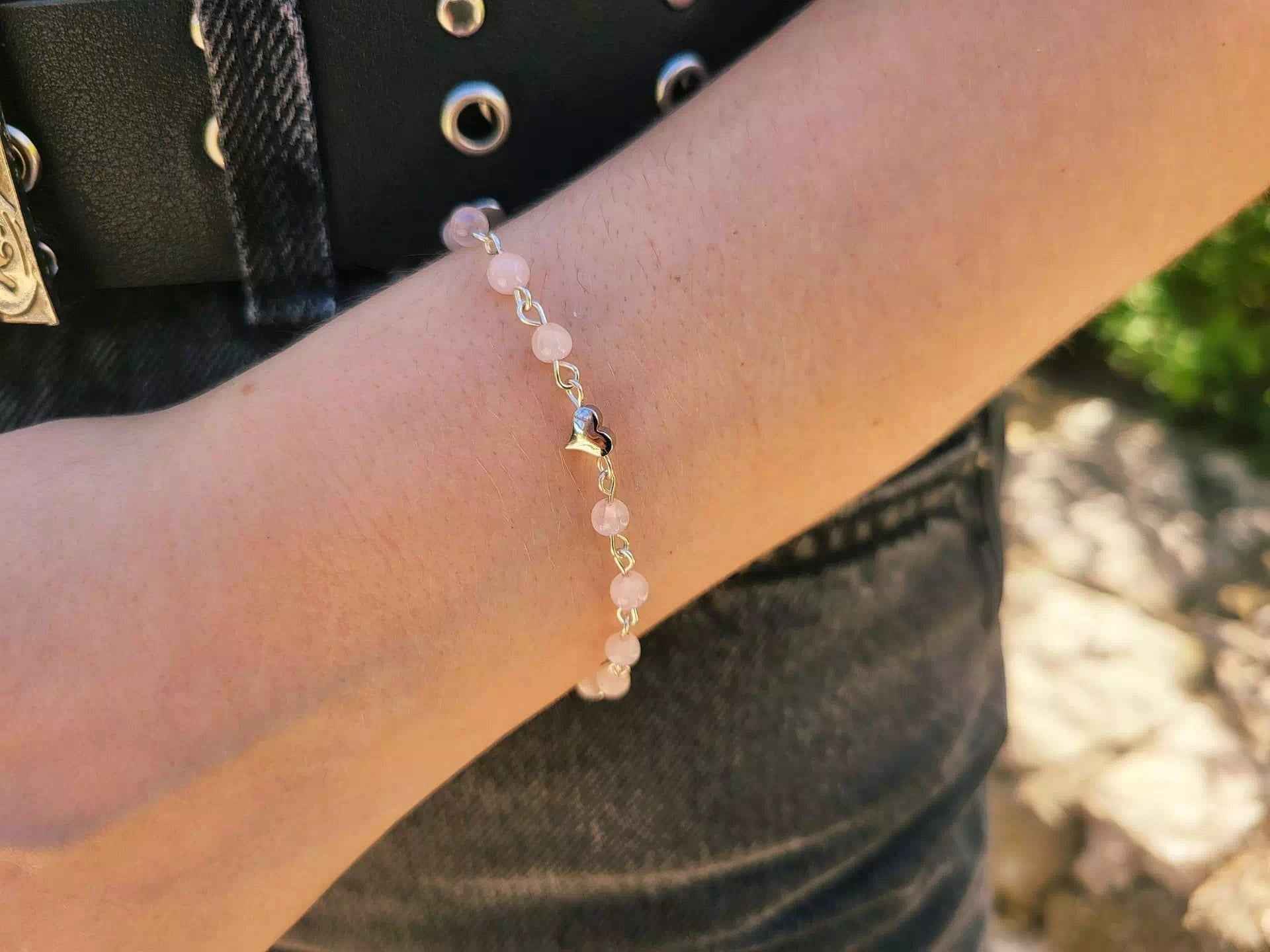 Bracelet en pierres naturelles Quartz Rose et perle cœur