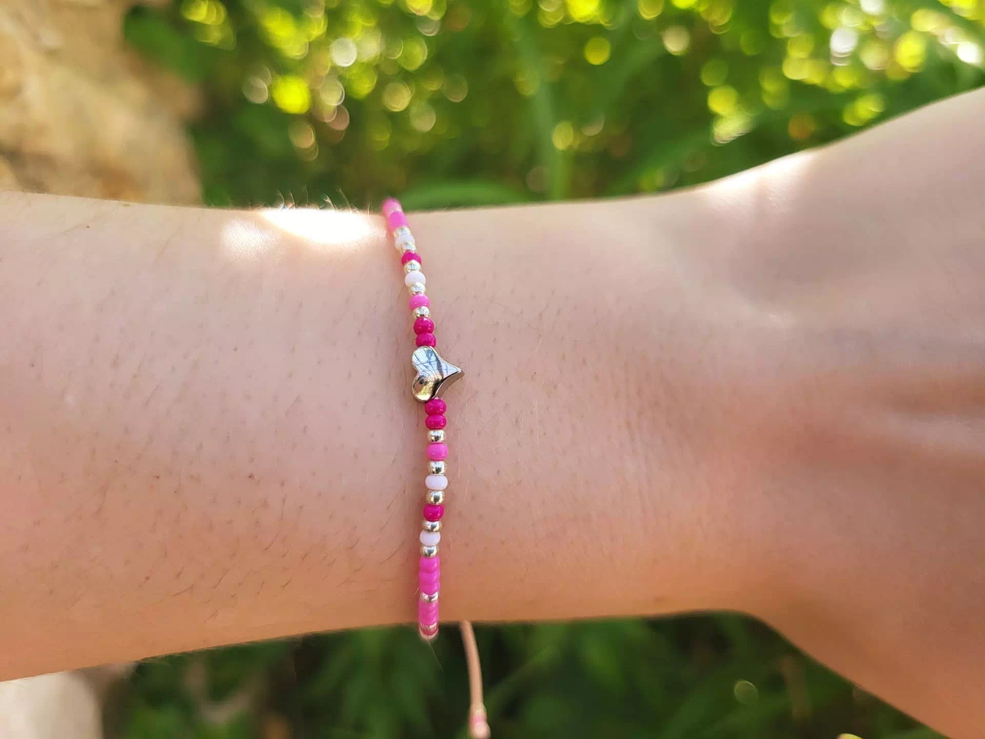 Bracelet coeur et perles rocailles roses  Bracelet Jethyka