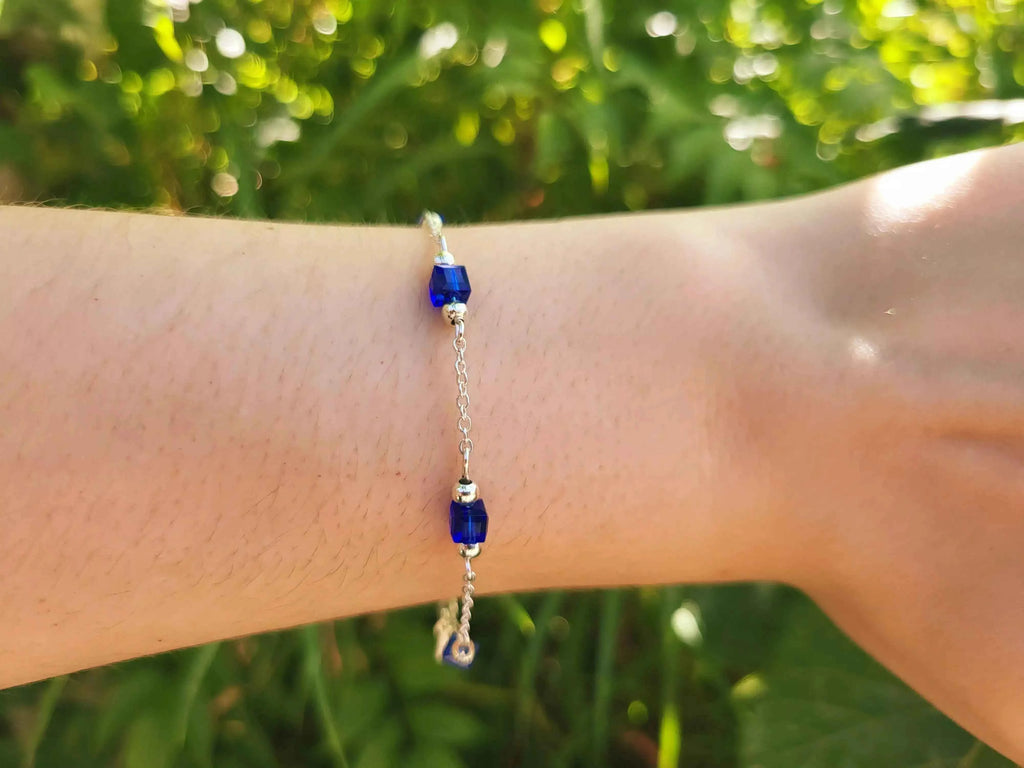 Bracelet perles cristal cubes Bleu marine