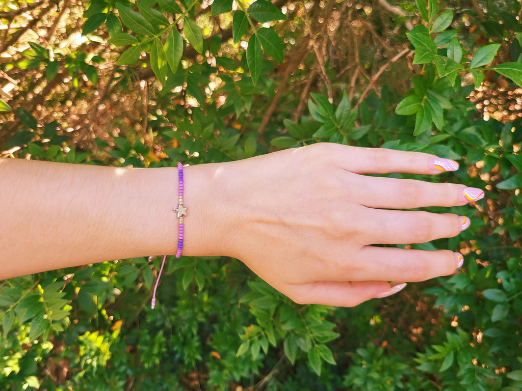 Bracelet perles rocailles violettes et perle étoile en métal argenté  Bracelet Jethyka