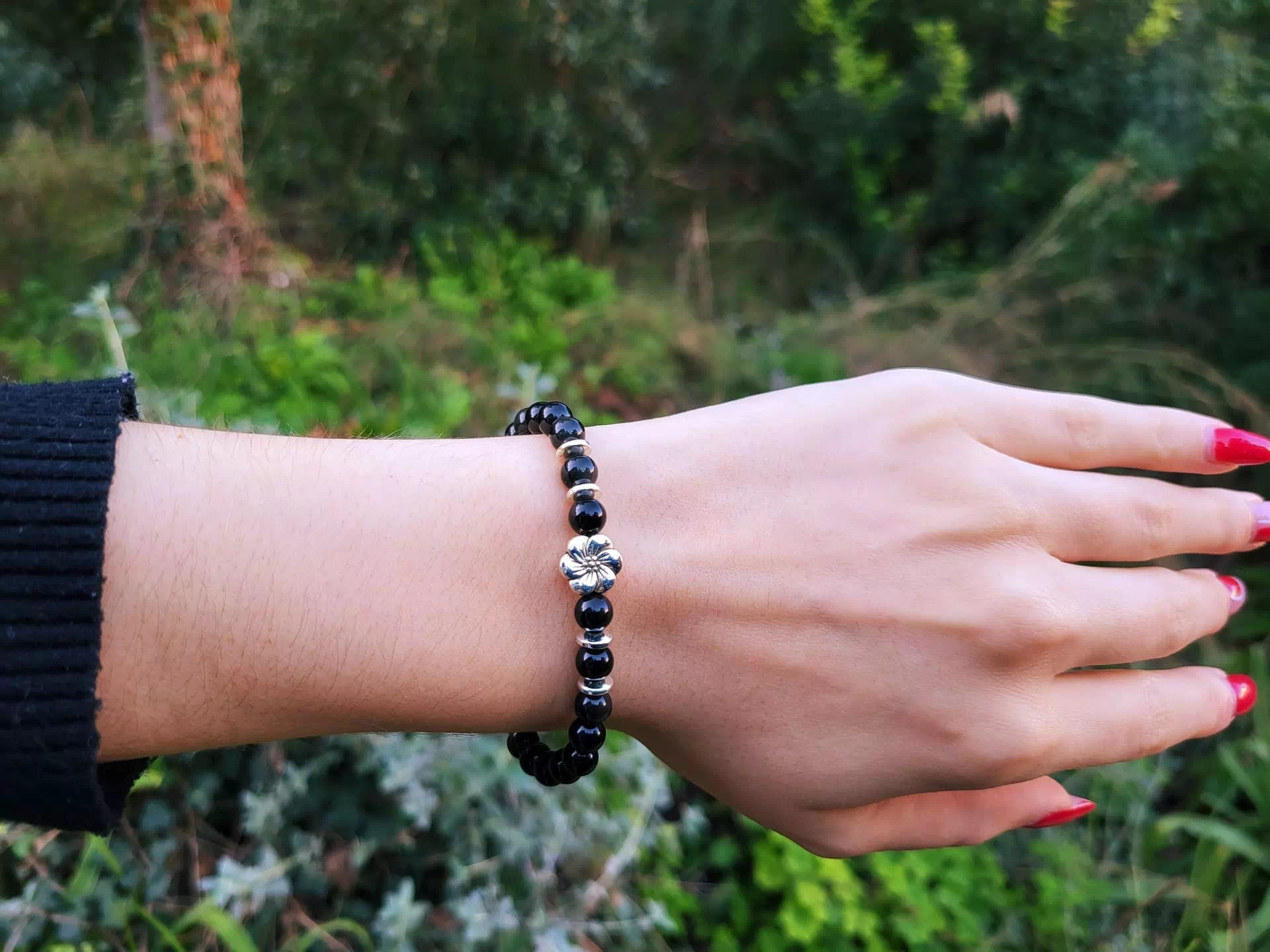 Bracelet en pierres naturelles Obsidienne et perle Fleur de cerisier  Bracelet Jethyka