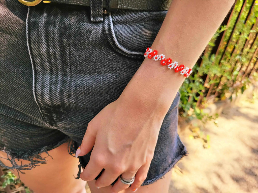 Bracelet Fleurs perles rocailles Rouges et Blanches