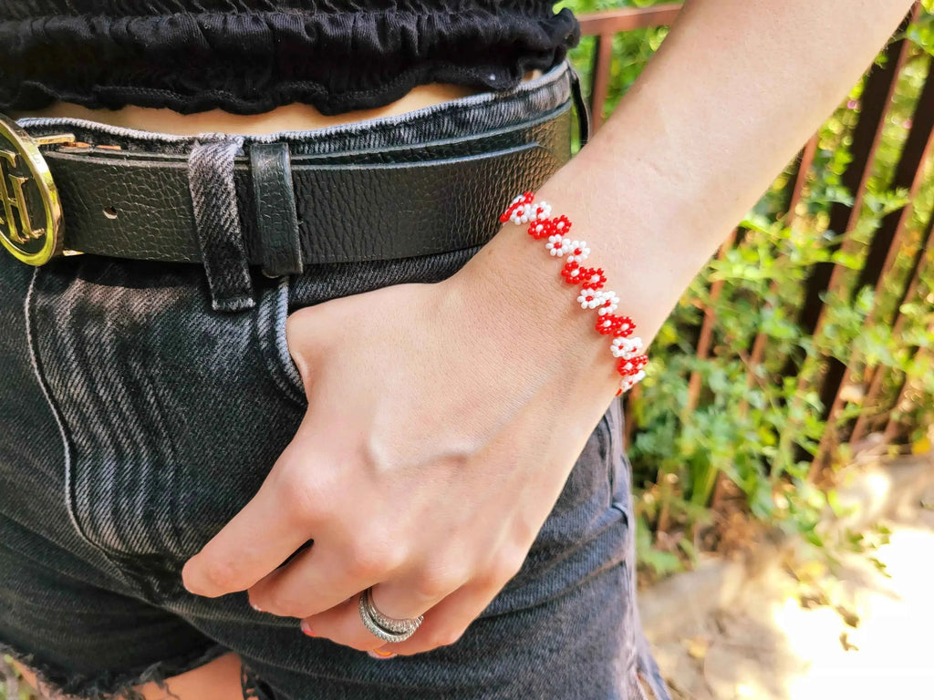 Bracelet Fleurs perles rocailles Rouges et Blanches