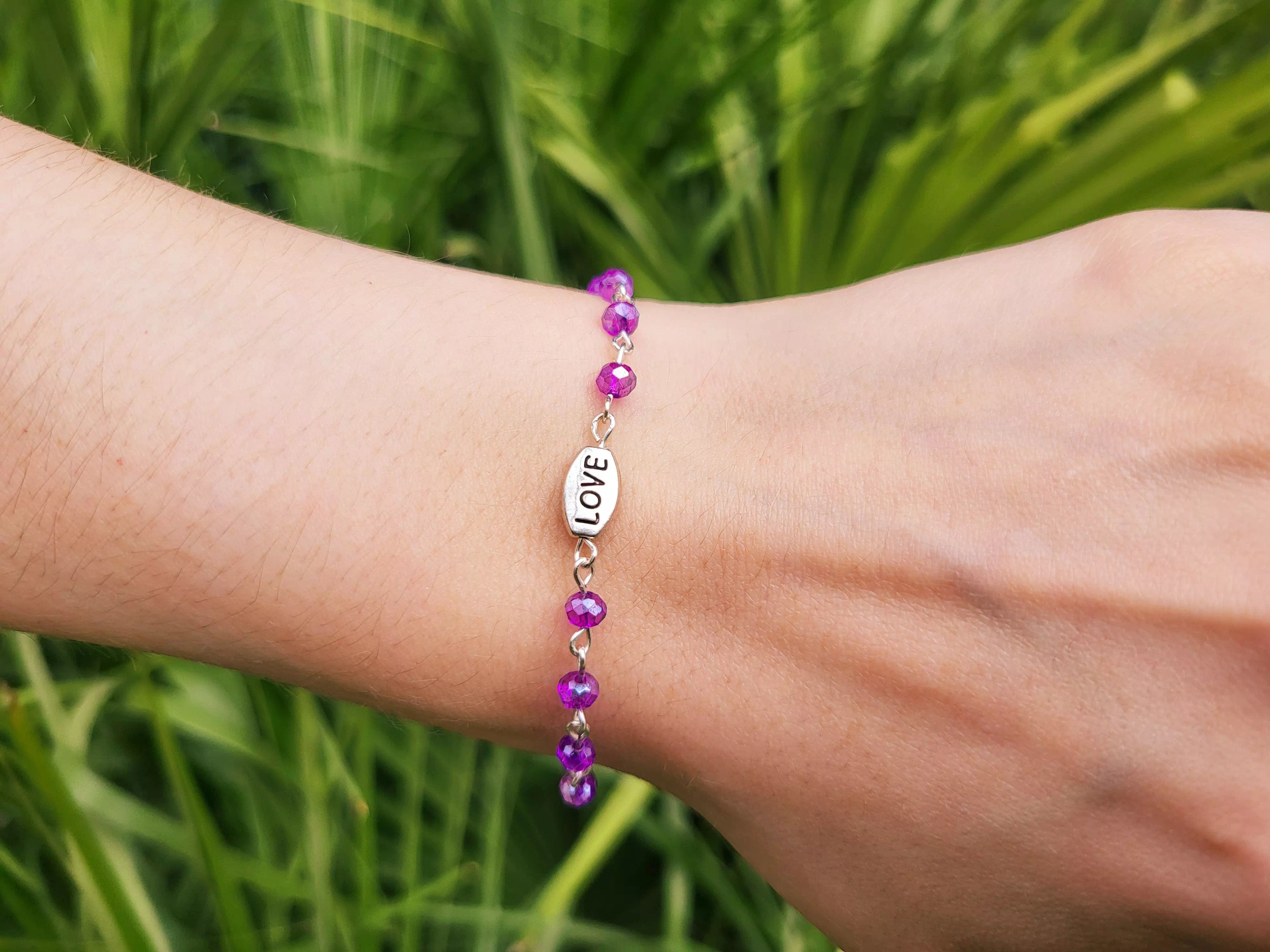 Bracelet femme perles cristal violettes et perle Love en métal  Bracelet Jethyka