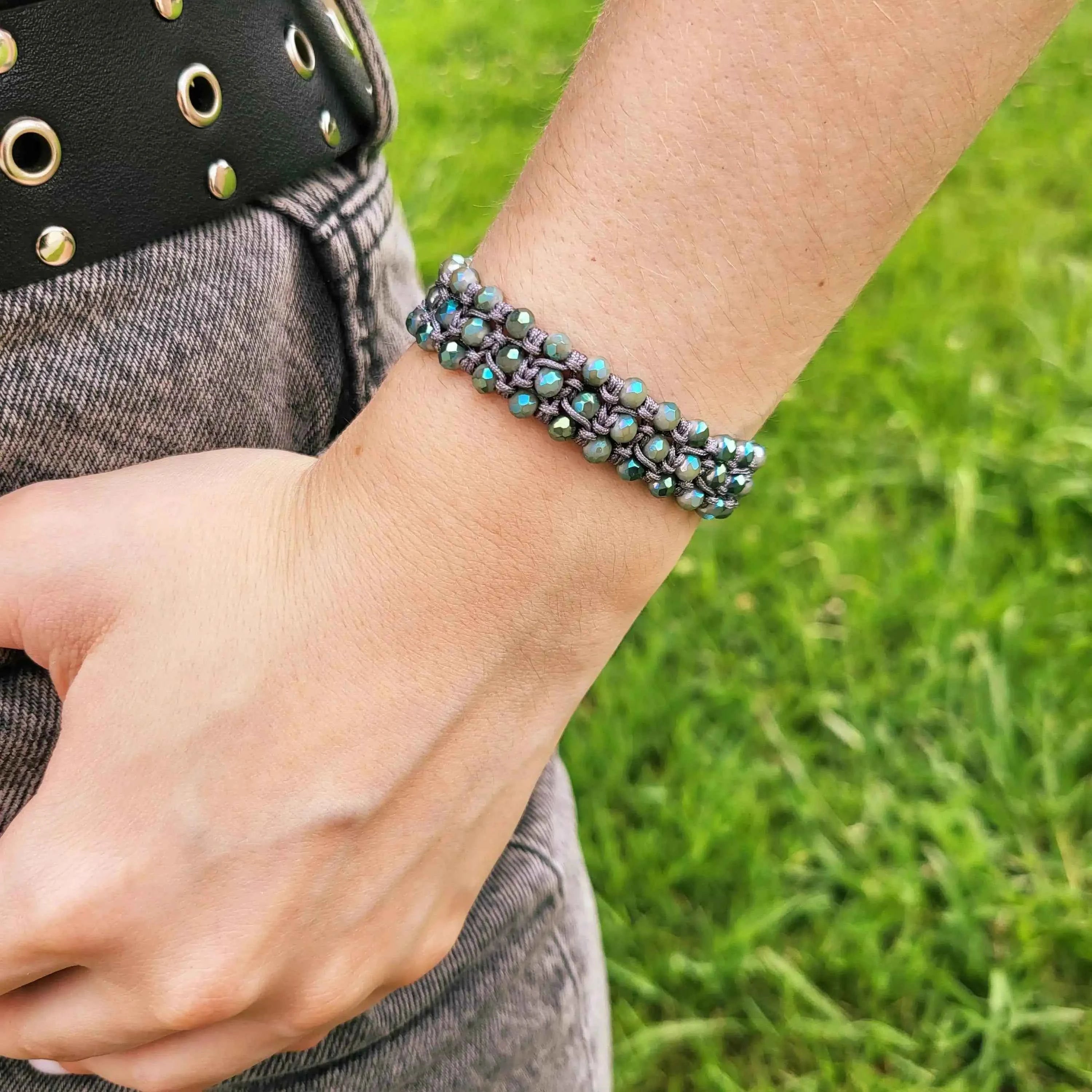 Bracelet macramé perles cristal Grises