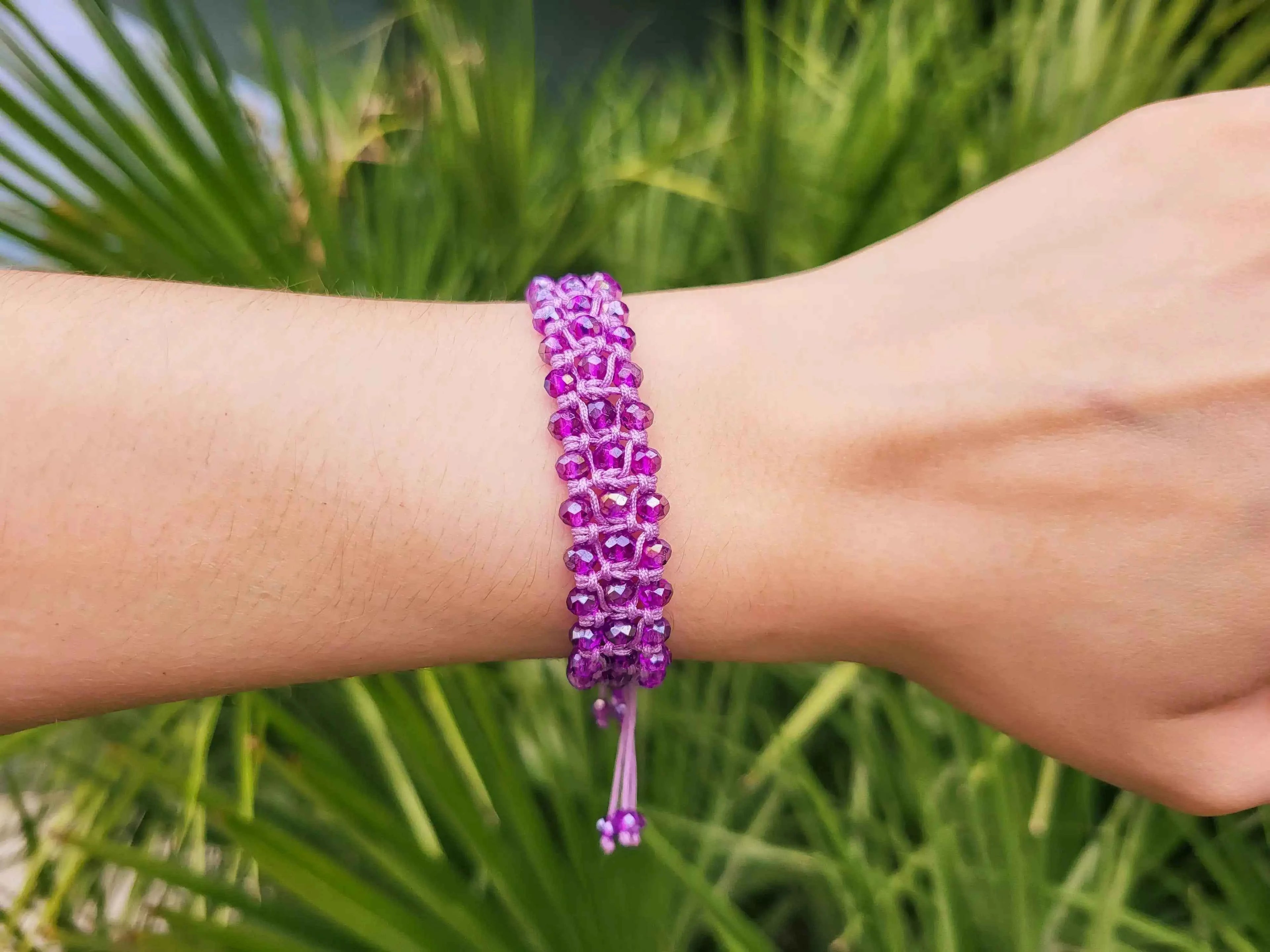 Bracelet macramé perles cristal Violettes