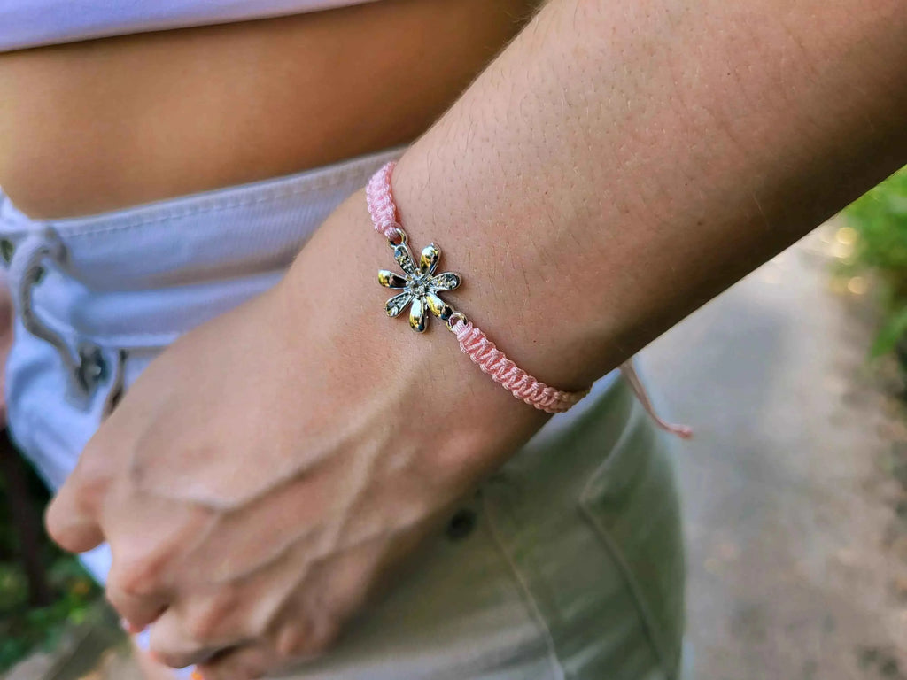 Bracelet Fleur macramé Rose