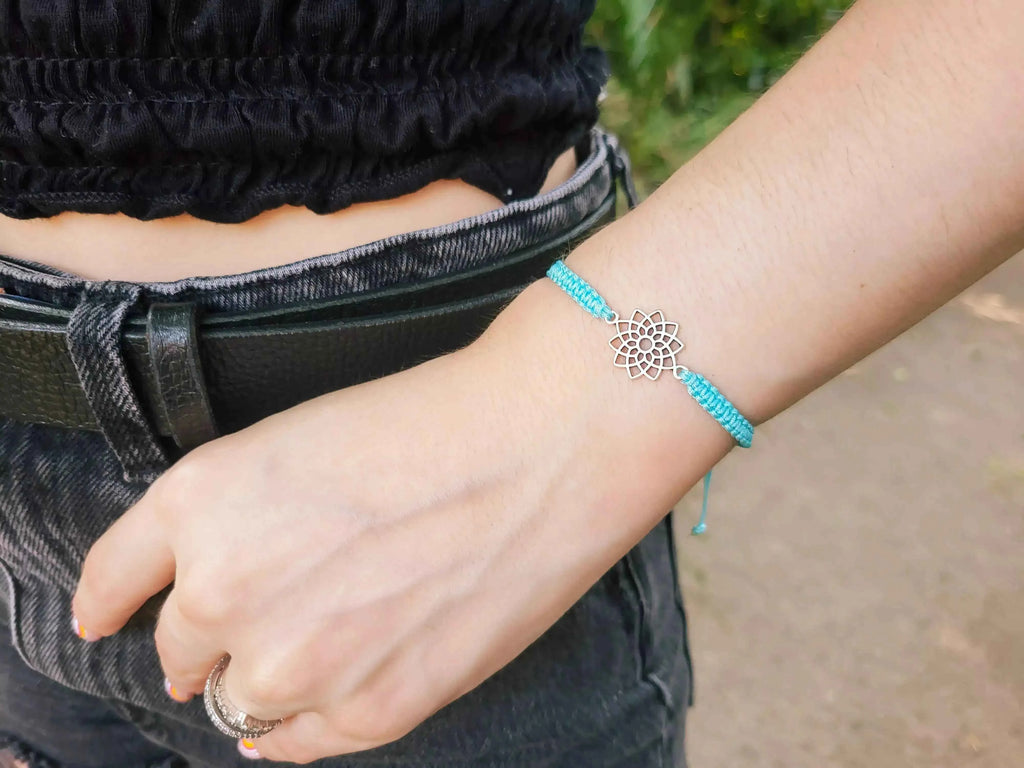 Bracelet Rosace macramé Bleu