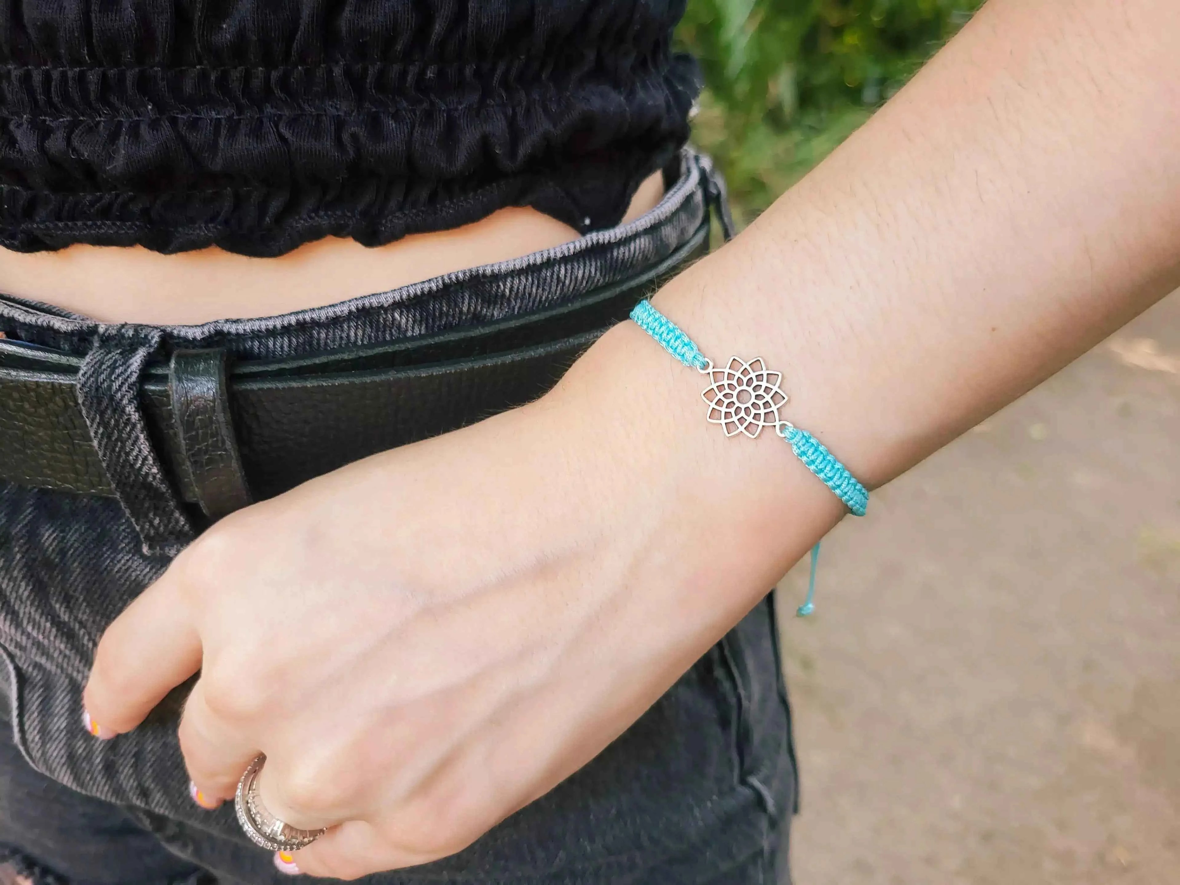 Bracelet Rosace macramé Bleu