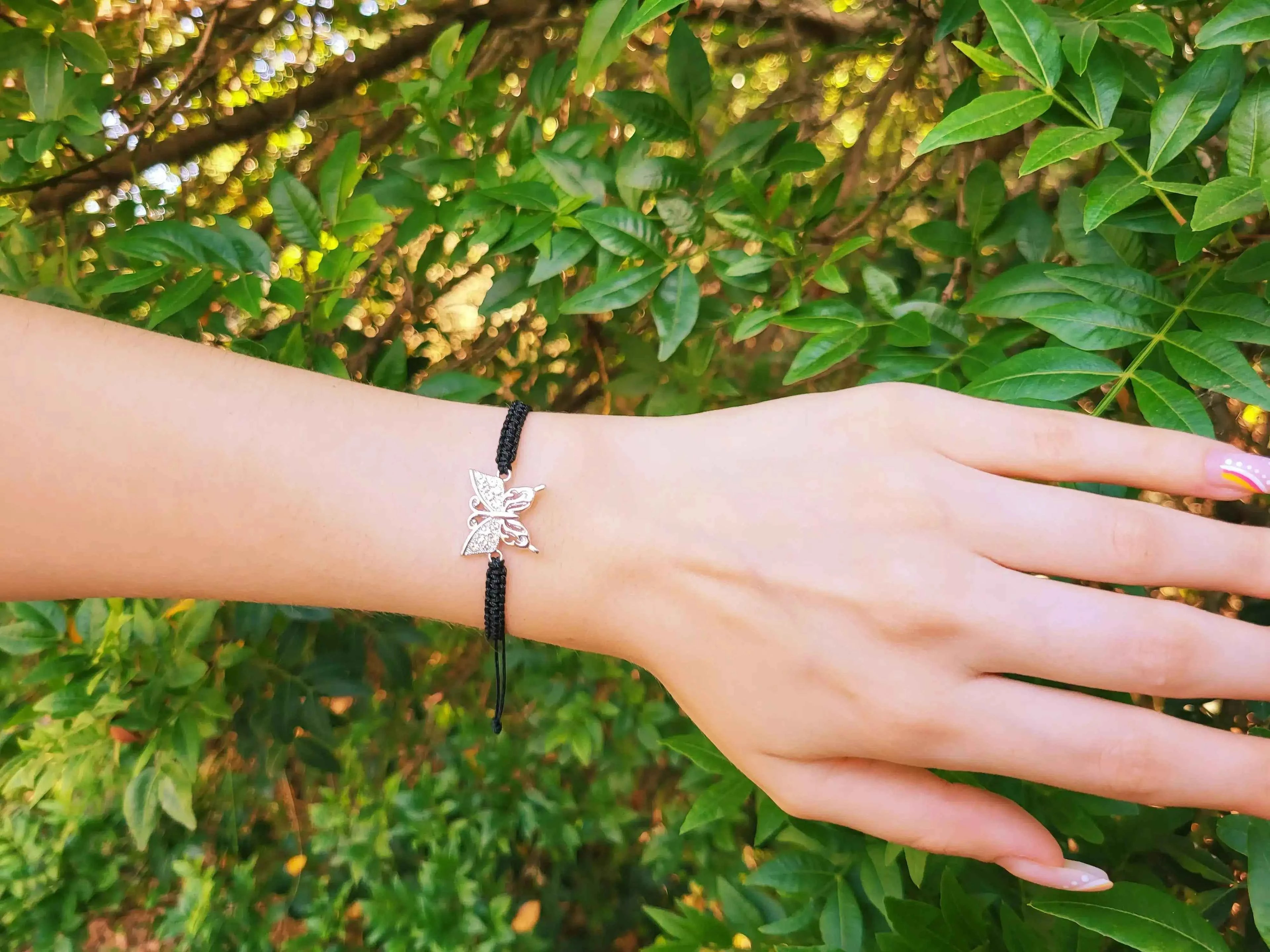 Bracelet Papillon argenté macramé Noir
