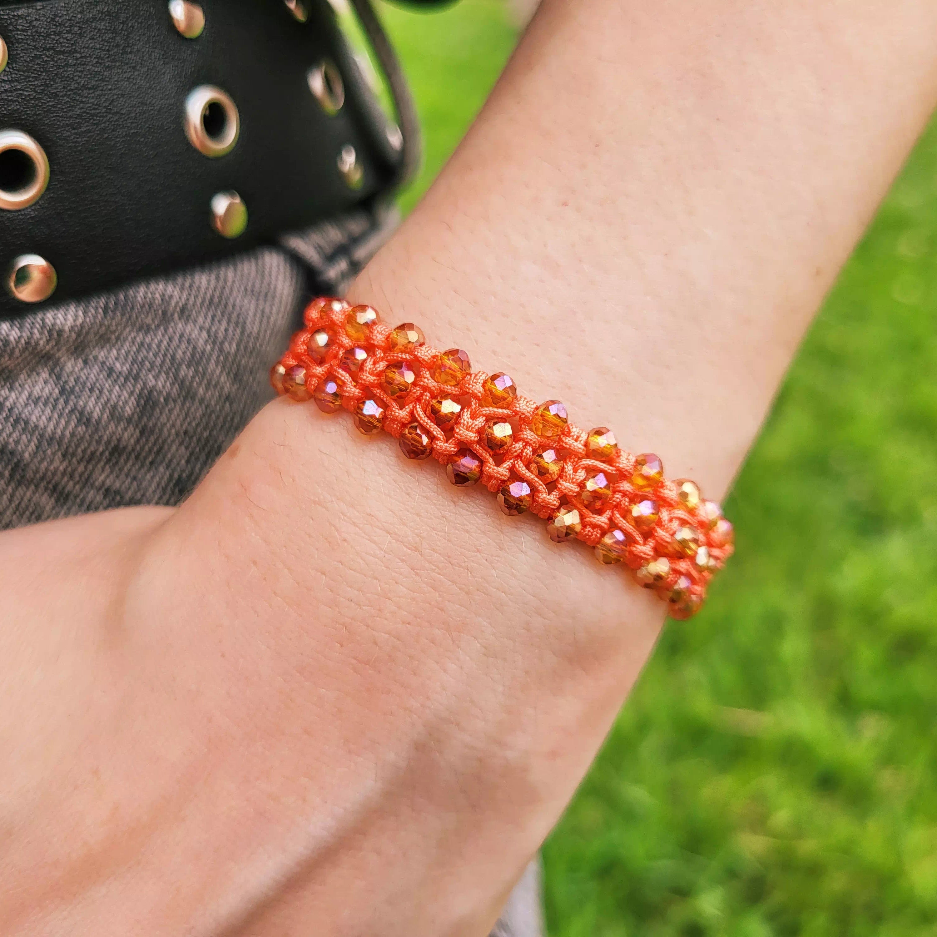 Bracelet Macramé Fait Main avec Perles Cristal Oranges  Bracelet Jethyka