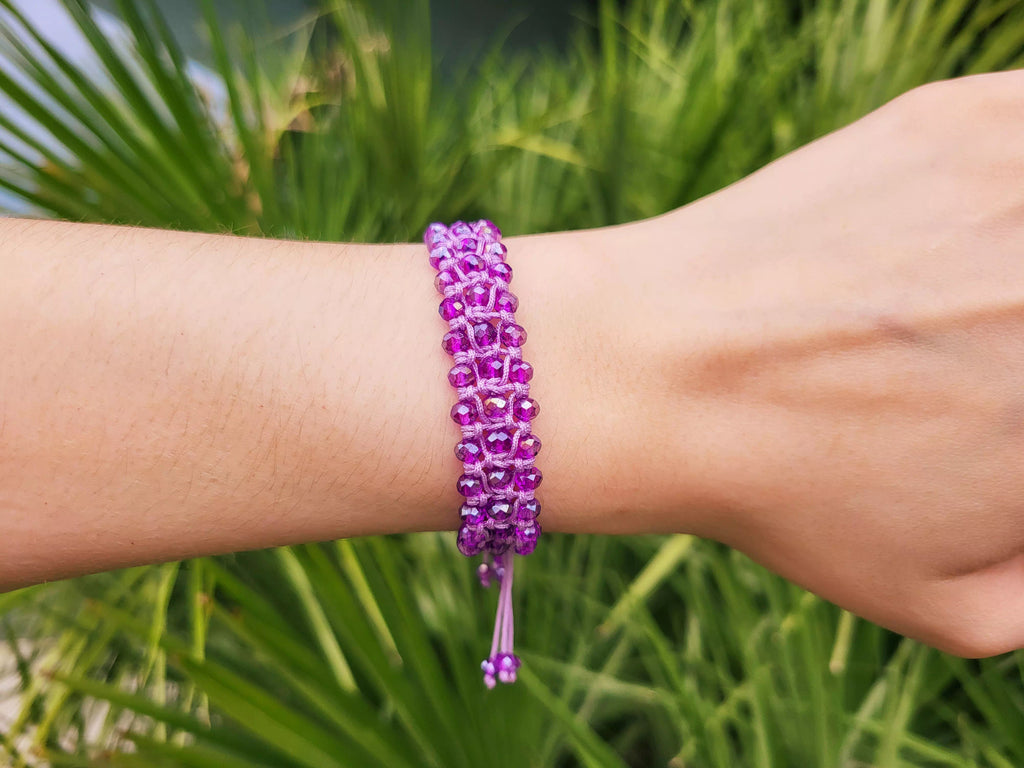 Bracelet Macramé Fait Main avec Perles Cristal Violettes  Bracelet Jethyka