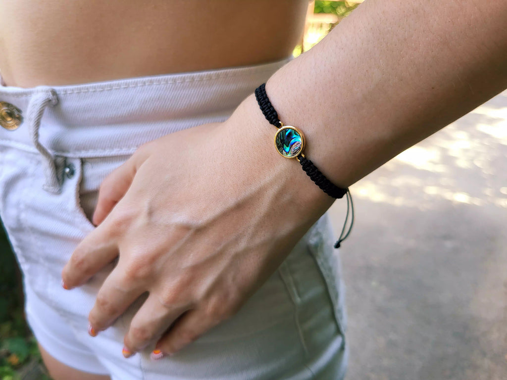 Bracelet cercle Ormeaux macramé noir  Bracelet Jethyka