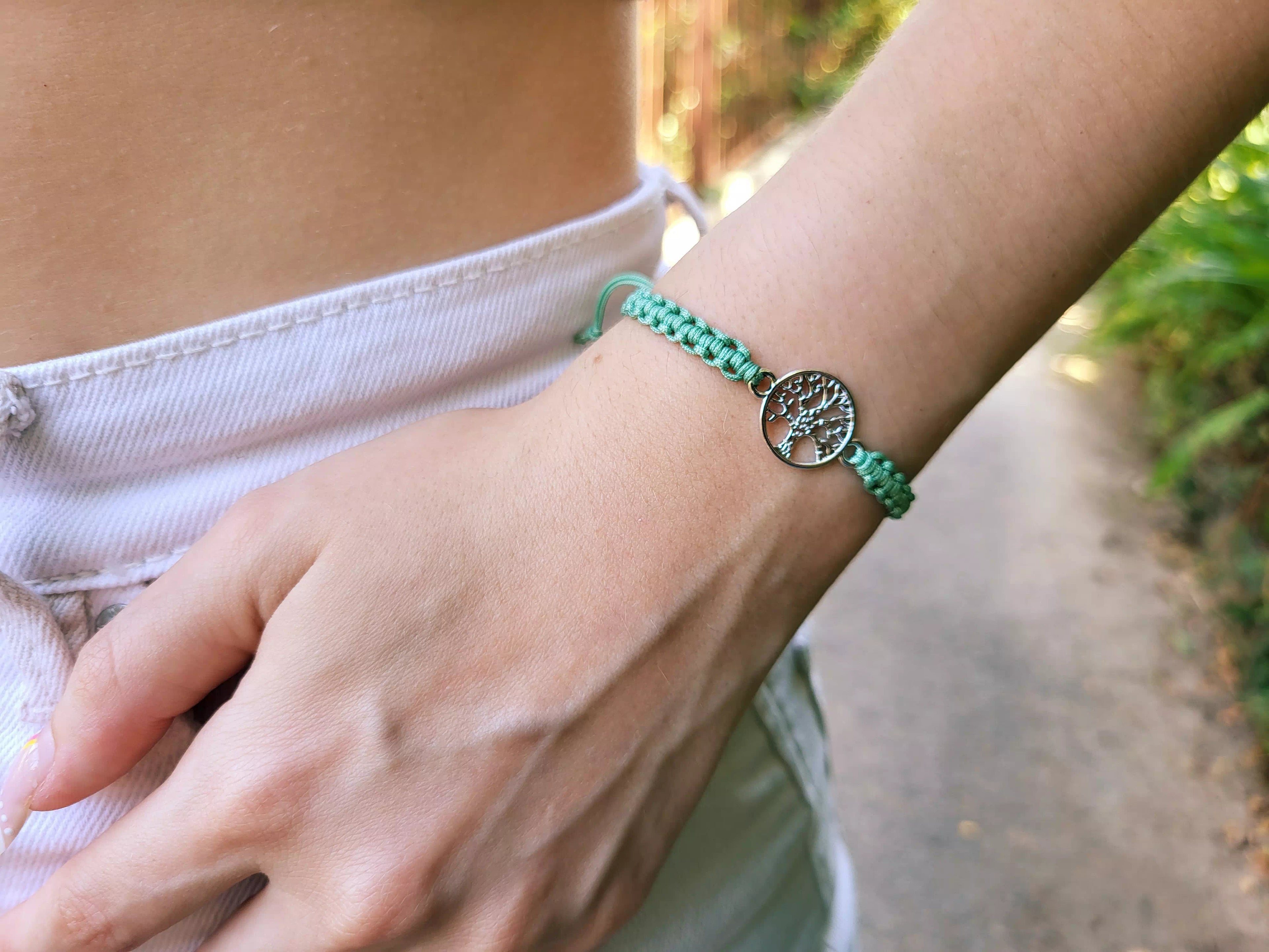 Bracelet Arbre de Vie en Macramé Vert  Bracelet Jethyka