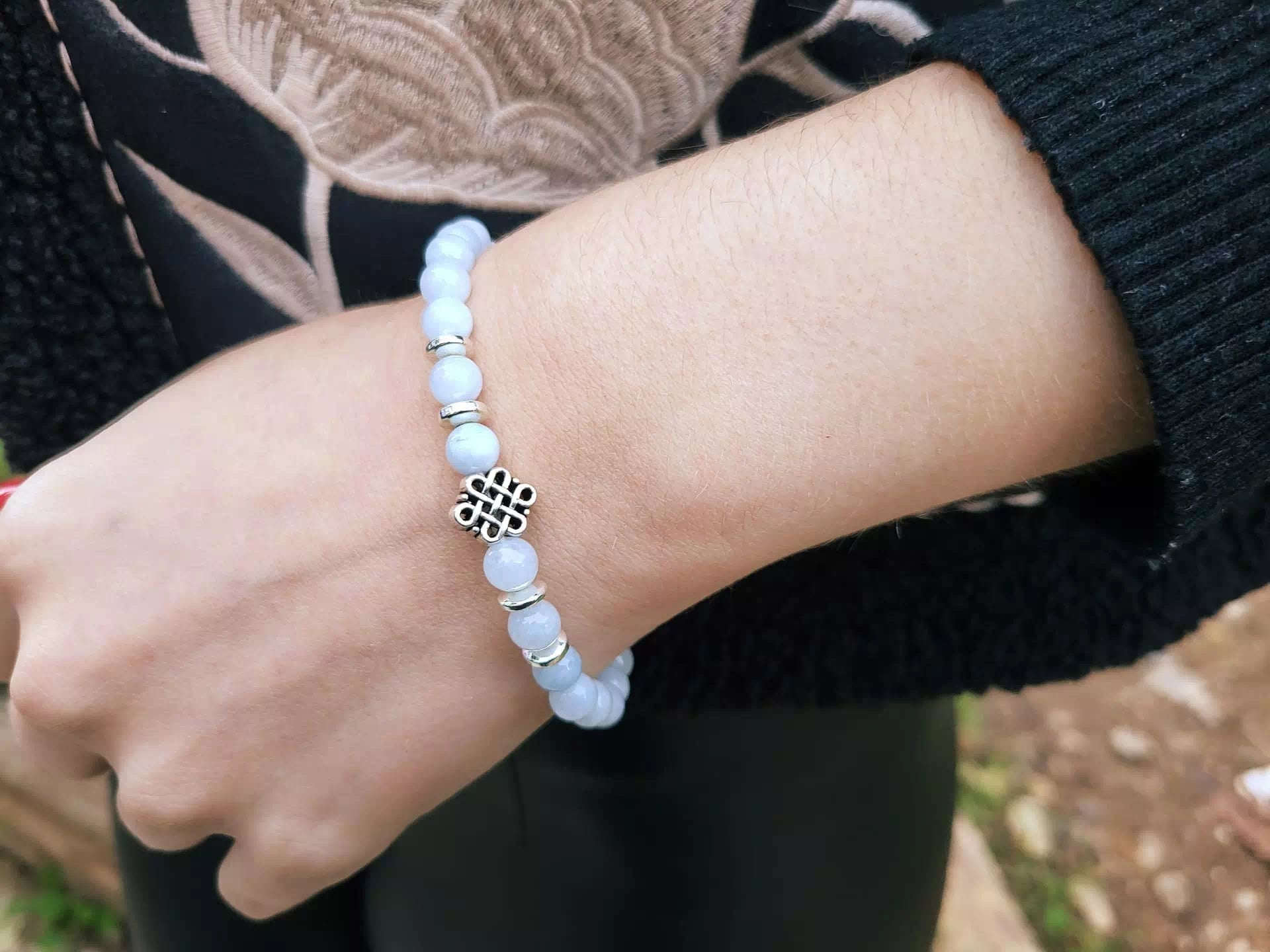 Bracelet en Pierres Naturelles Aigue-Marine et Nœud Celtique Jethyka Bracelet Jethyka