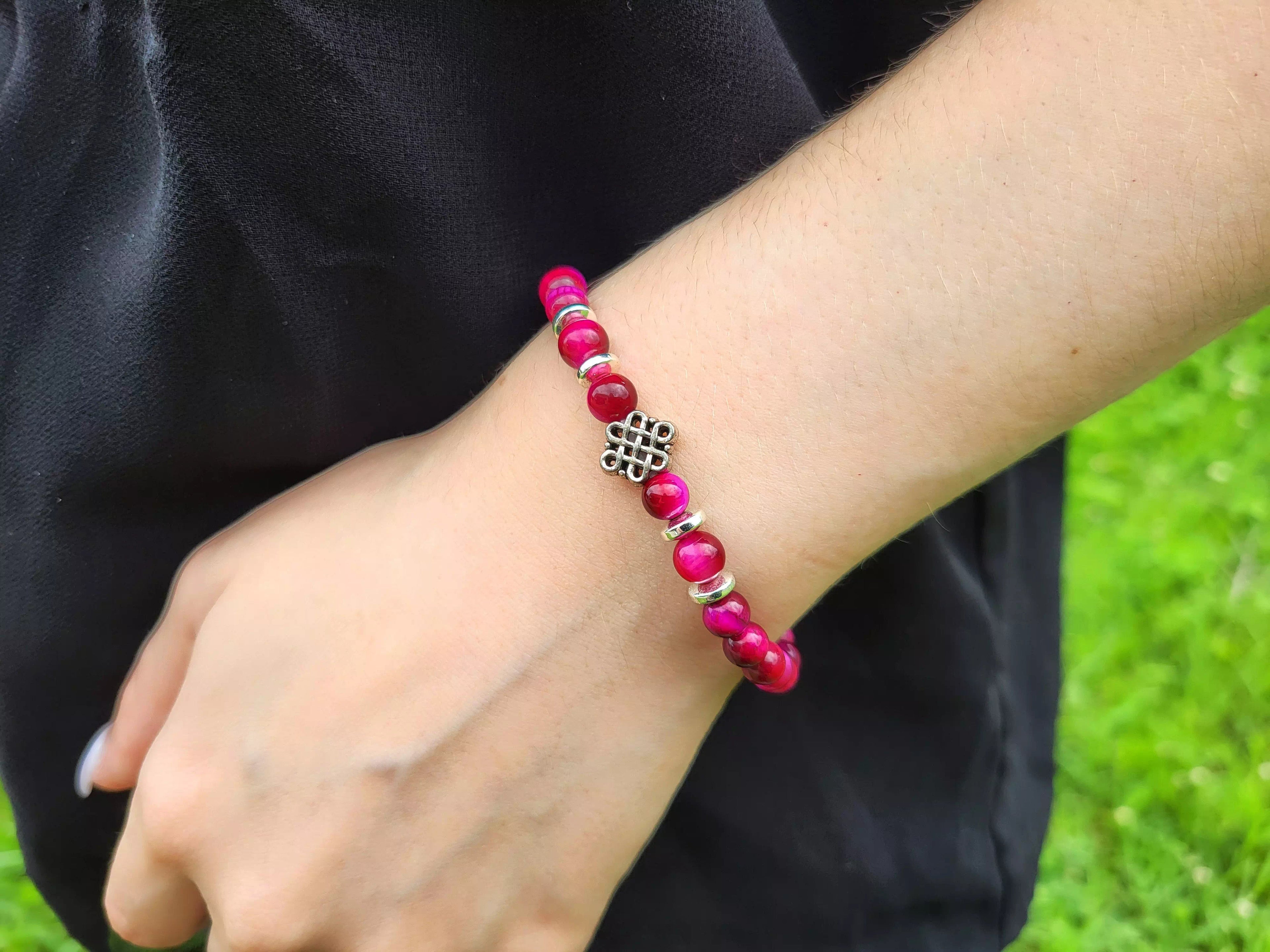 Bracelet en Pierres Naturelles Œil de Tigre Rose et Perle Nœud Celtique Jethyka Bracelet Jethyka