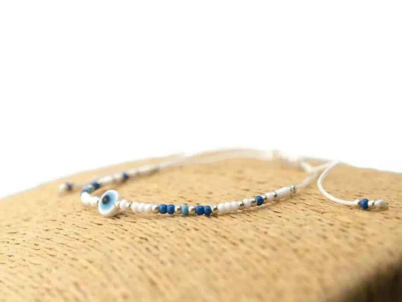 Bracelet Œil Protecteur perles rocaille Bleues et Blanches
