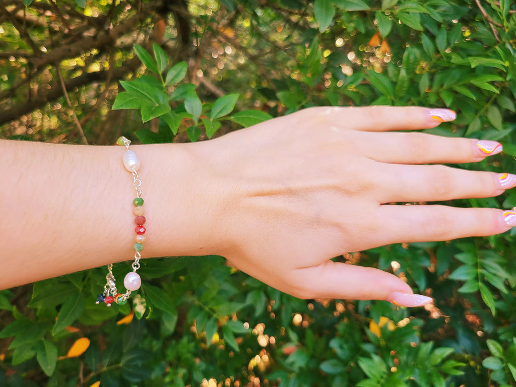 Bracelet Perles Cristal Multicolores et Perles d'Eau Douce – Bijou Coloré et Élégant  Bracelet Jethyka