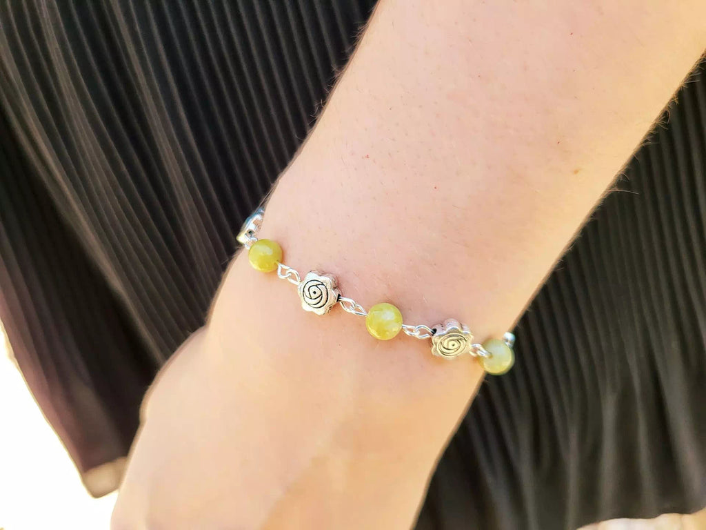 Bracelet pierres naturelles Jade et perles roses en métal  Bracelet Jethyka