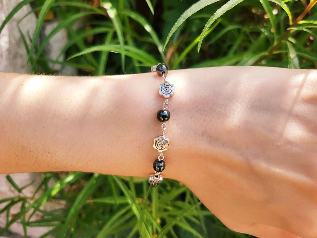 Bracelet en Pierres Naturelles Hématite et Perles Roses en Métal Argenté  Bracelet Jethyka