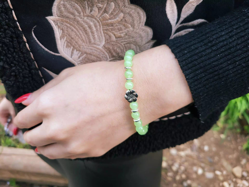 Bracelet en Pierres Naturelles Jade et Fleur de Cerisier  Bracelet Jethyka