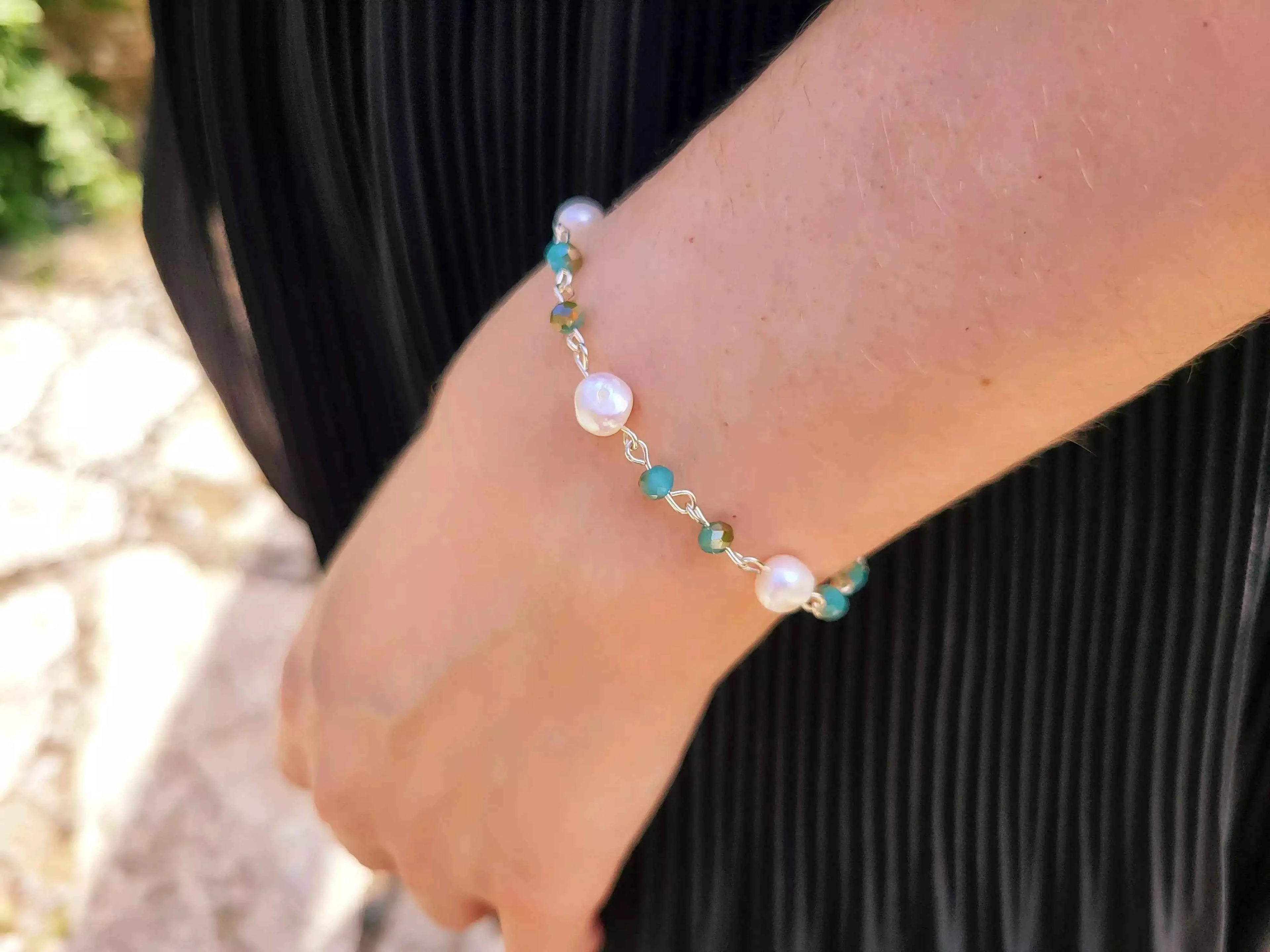 Bracelet perles Eau Douce et perles cristal Bleues