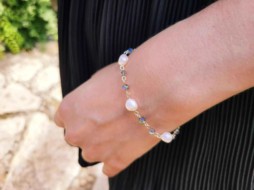 Bracelet perles Eau Douce et perles cristal Gris bleuté