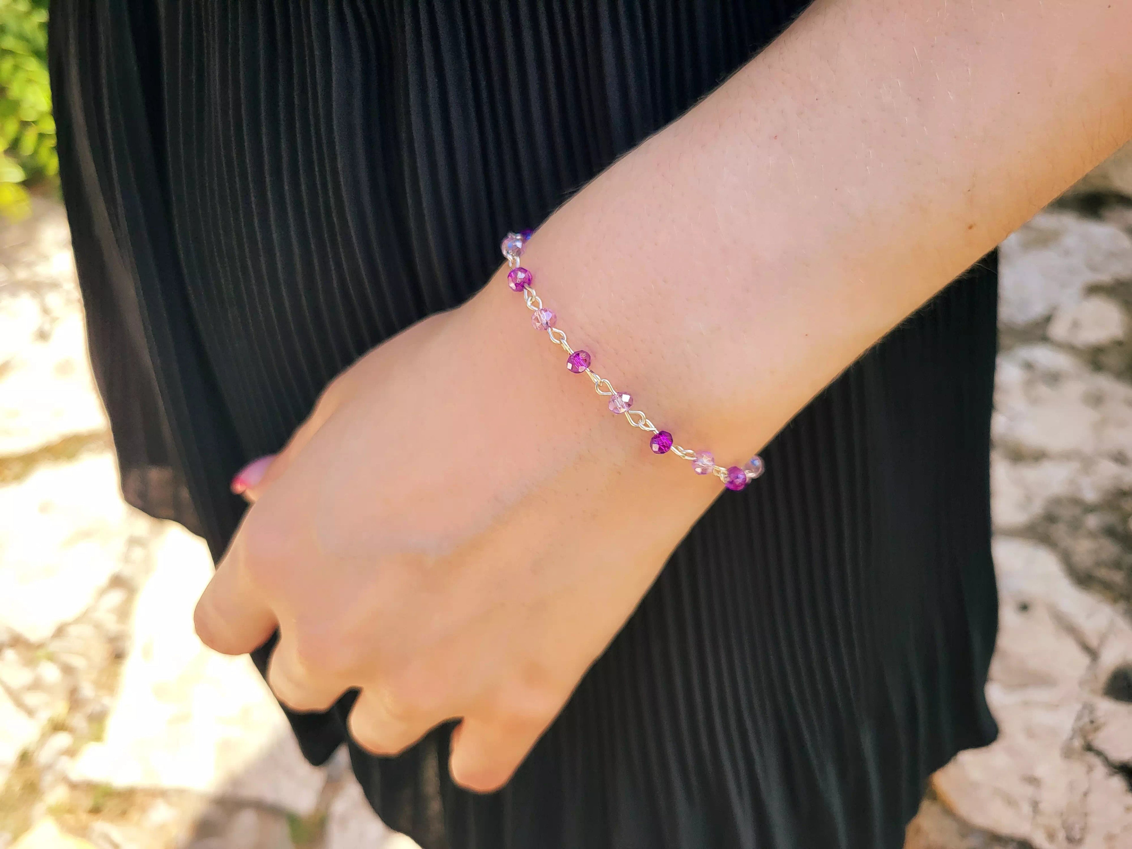 Bracelet en plaqué argent avec perles cristal violet et parme  Bracelet Jethyka
