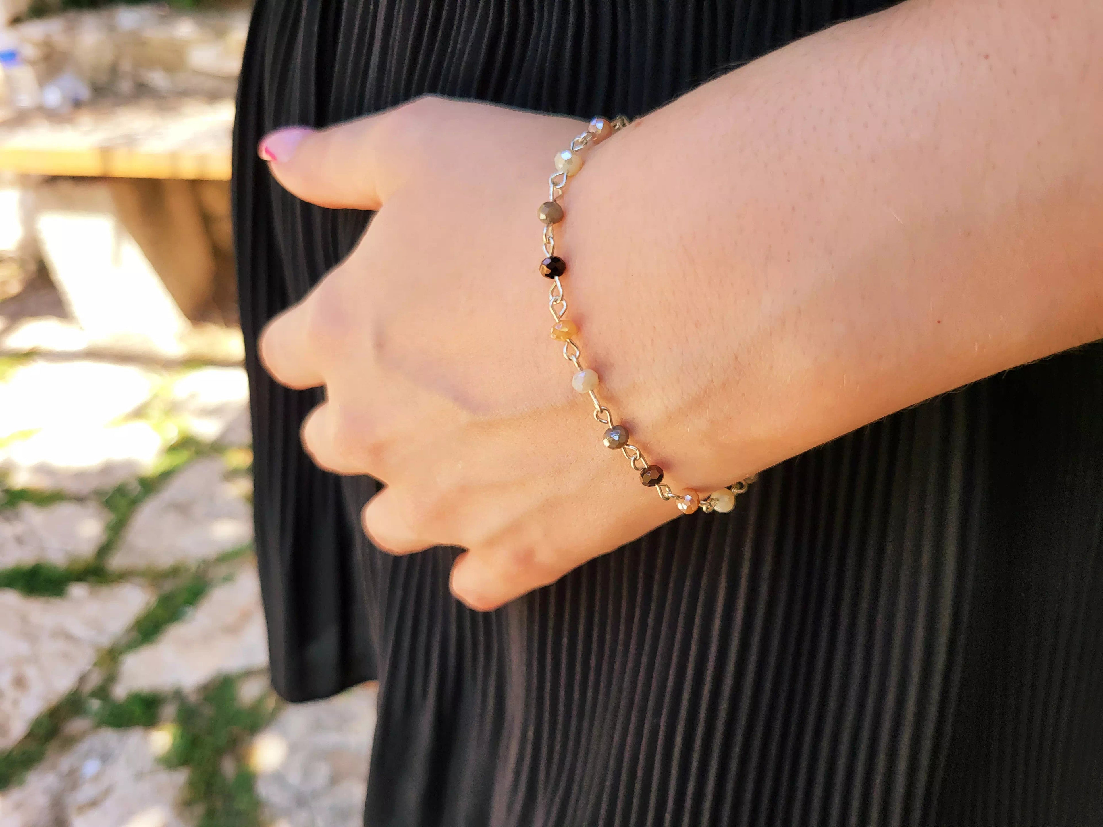 Bracelet Perles Cristal Beiges, Grises et Marrons avec Plaqué Argent  Bracelet Jethyka