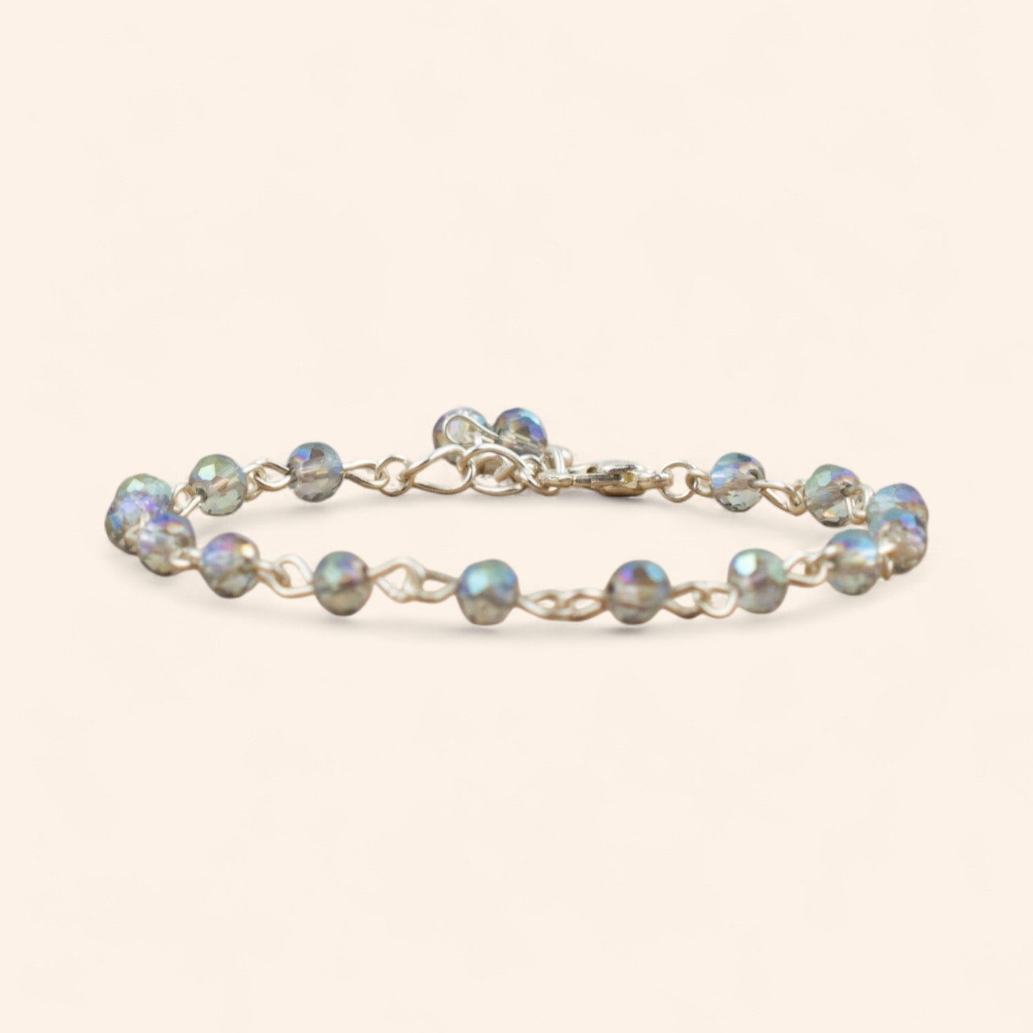Bracelet en Plaqué Argent avec Perles Cristal Bleu Gris  Bracelet Jethyka