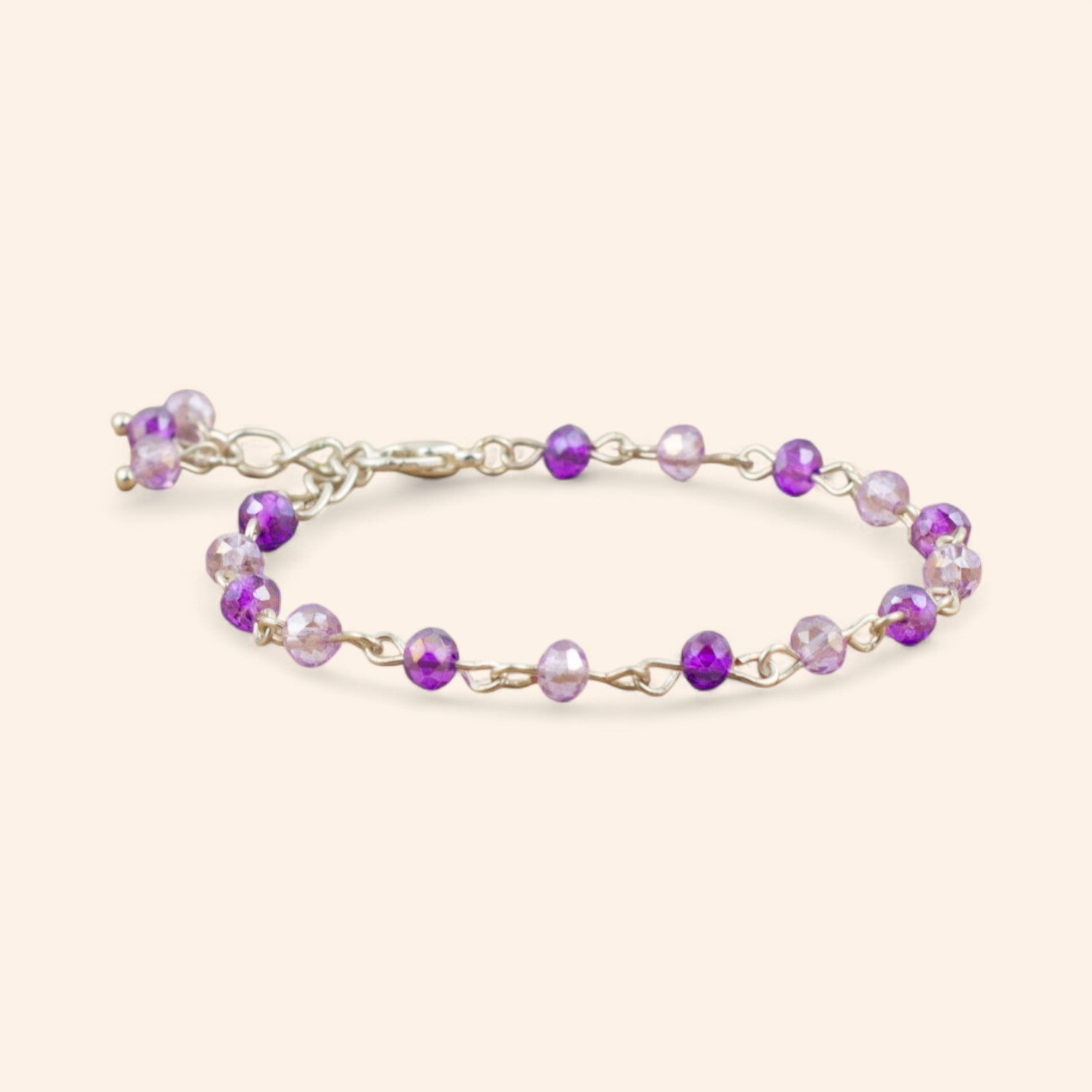 Bracelet en plaqué argent avec perles cristal violet et parme  Bracelet Jethyka