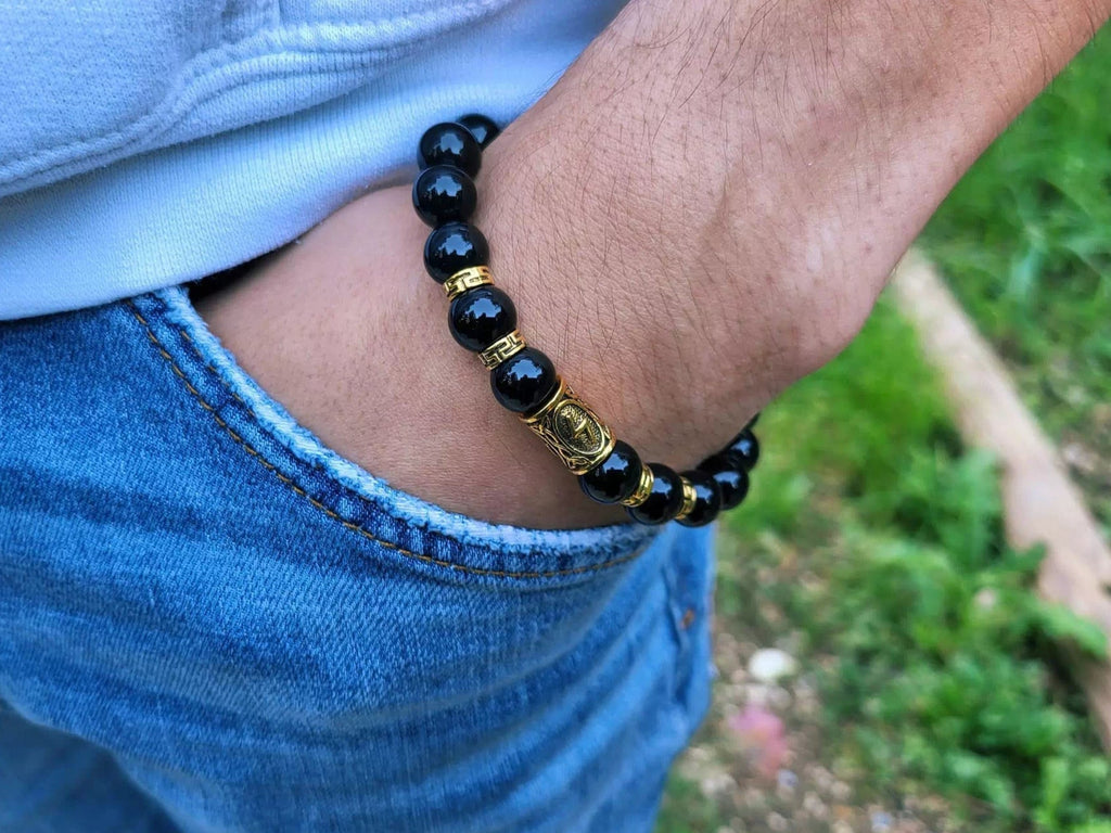 Bracelet en Pierres Naturelles Onyx et Perle Rune Viking Dorée  Bracelet Jethyka