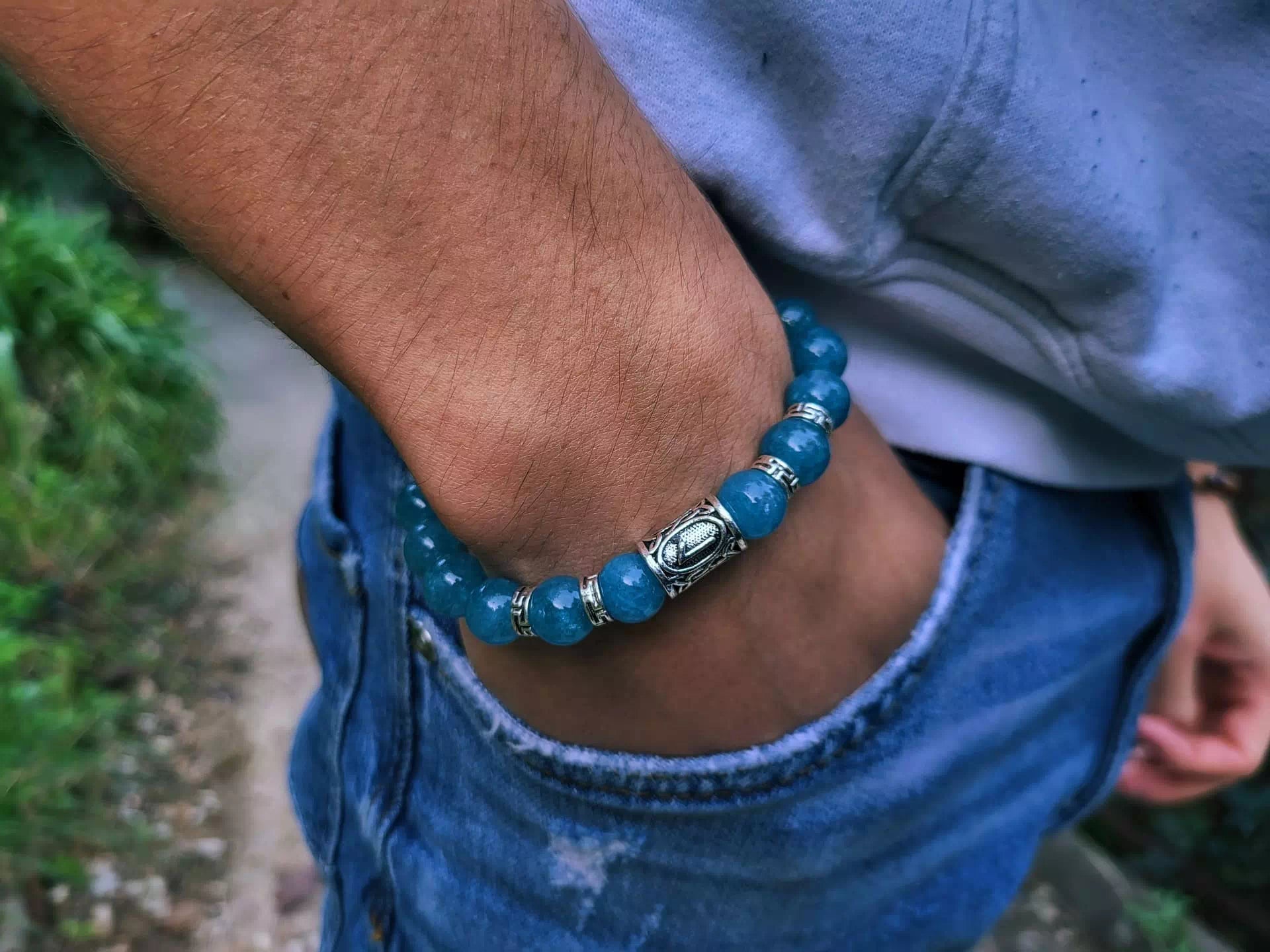 Bracelet en pierres naturelles Calcédoine et perle Rune Viking en métal argenté  Bracelet Jethyka