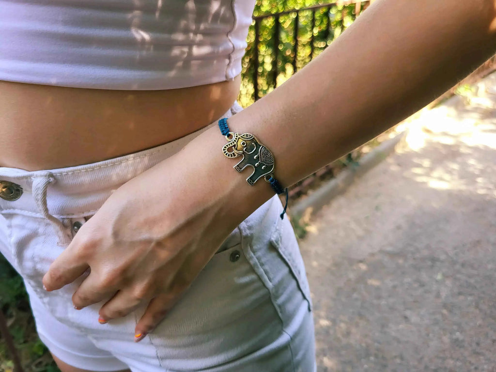 Bracelet éléphant macramé Bleu