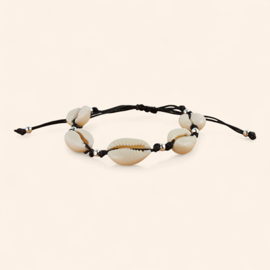 Bracelet noir avec coquillages cauris et perles en métal argenté  Bracelet Jethyka