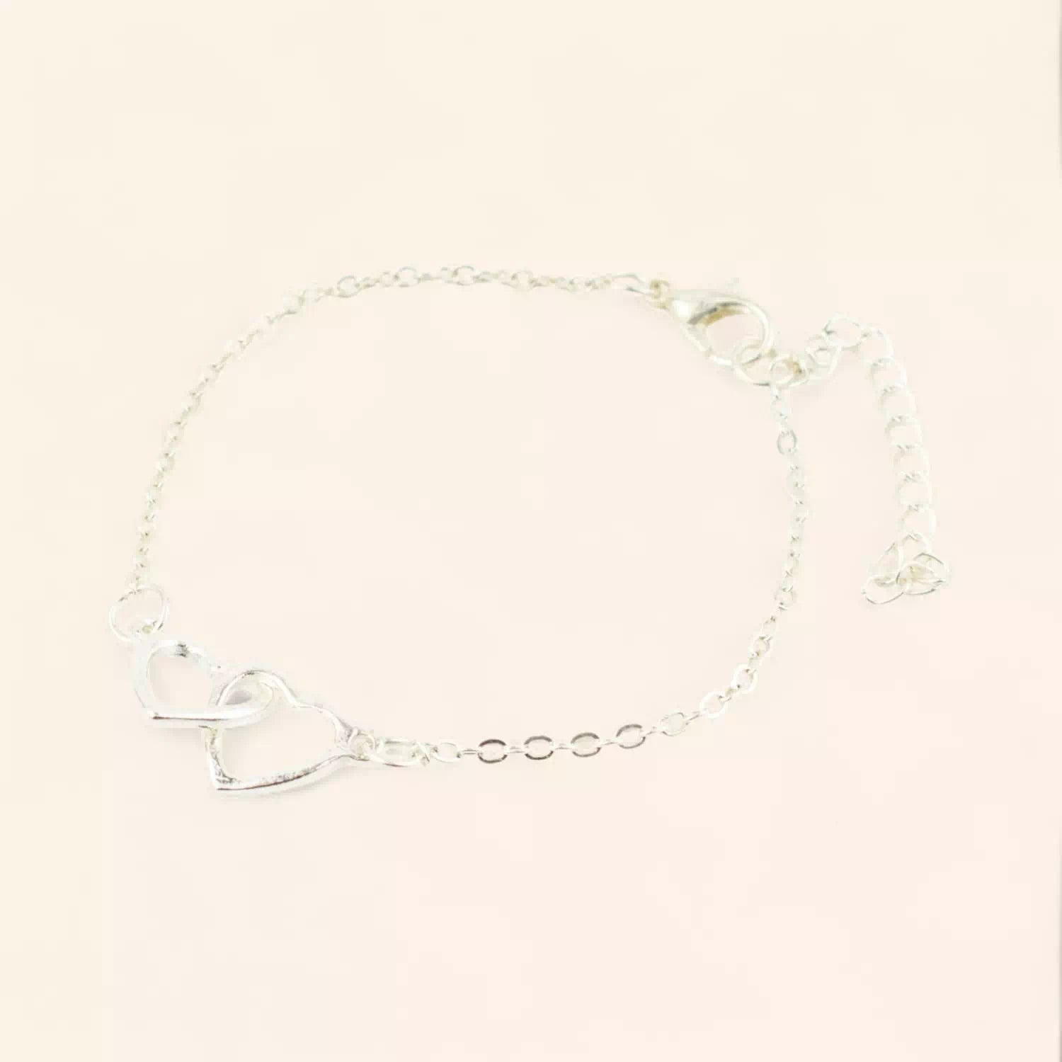 Bracelet femme chaîne argentée et pendentif 2 cœurs  Bracelet Jethyka