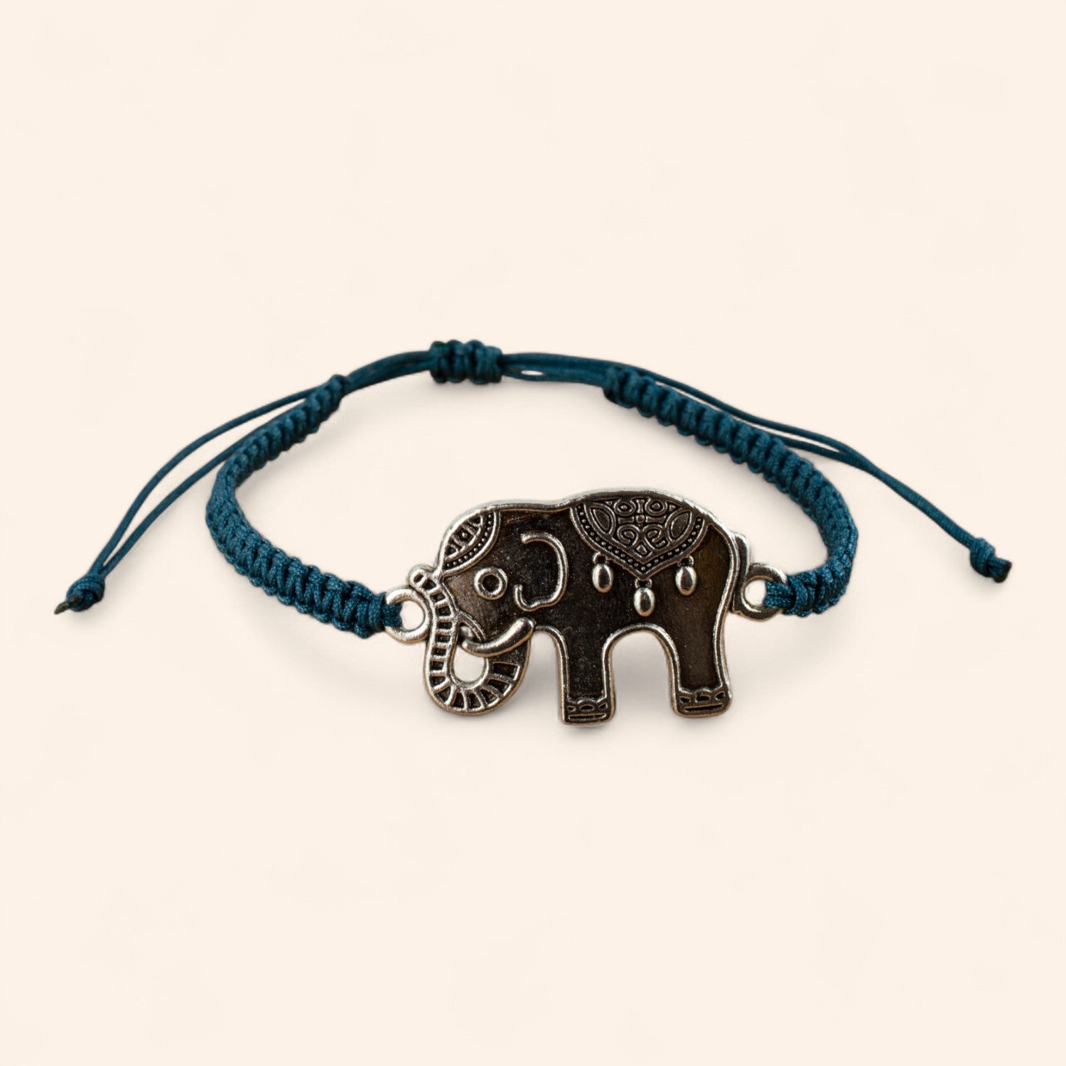 Bracelet macramé bleu et Eléphant argenté  Bracelet Jethyka