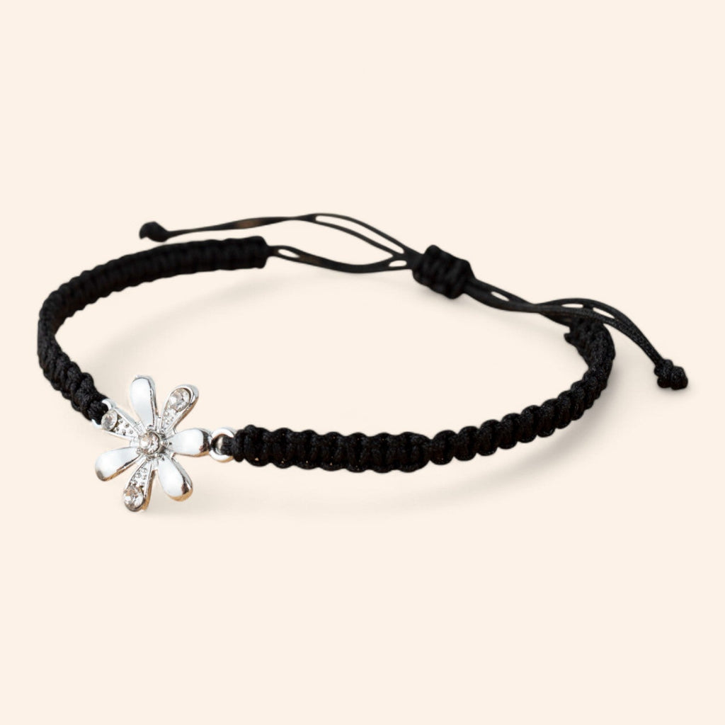 Bracelet macramé noir et Fleur argentée avec Strass  Bracelet Jethyka