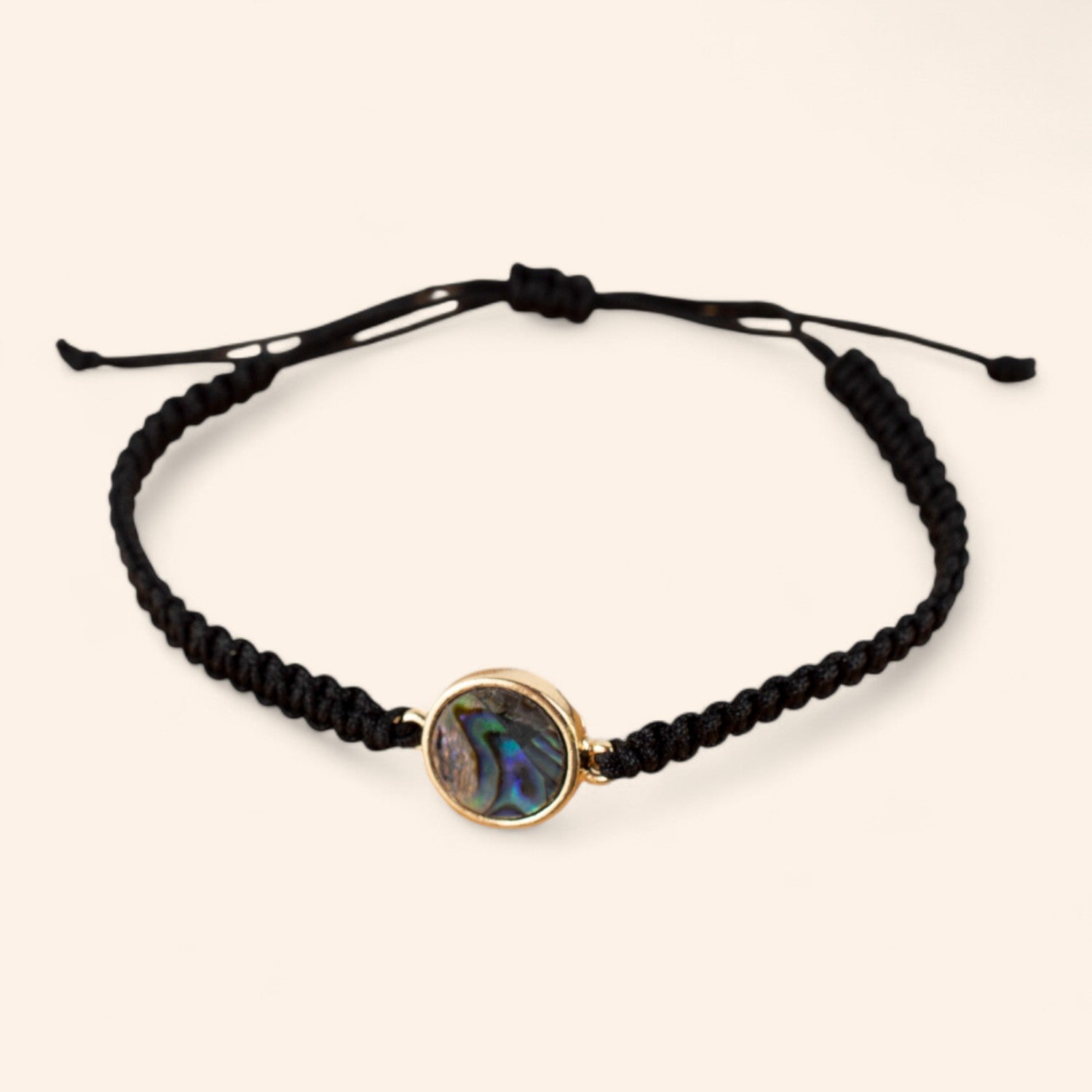 Bracelet cercle Ormeaux macramé noir  Bracelet Jethyka